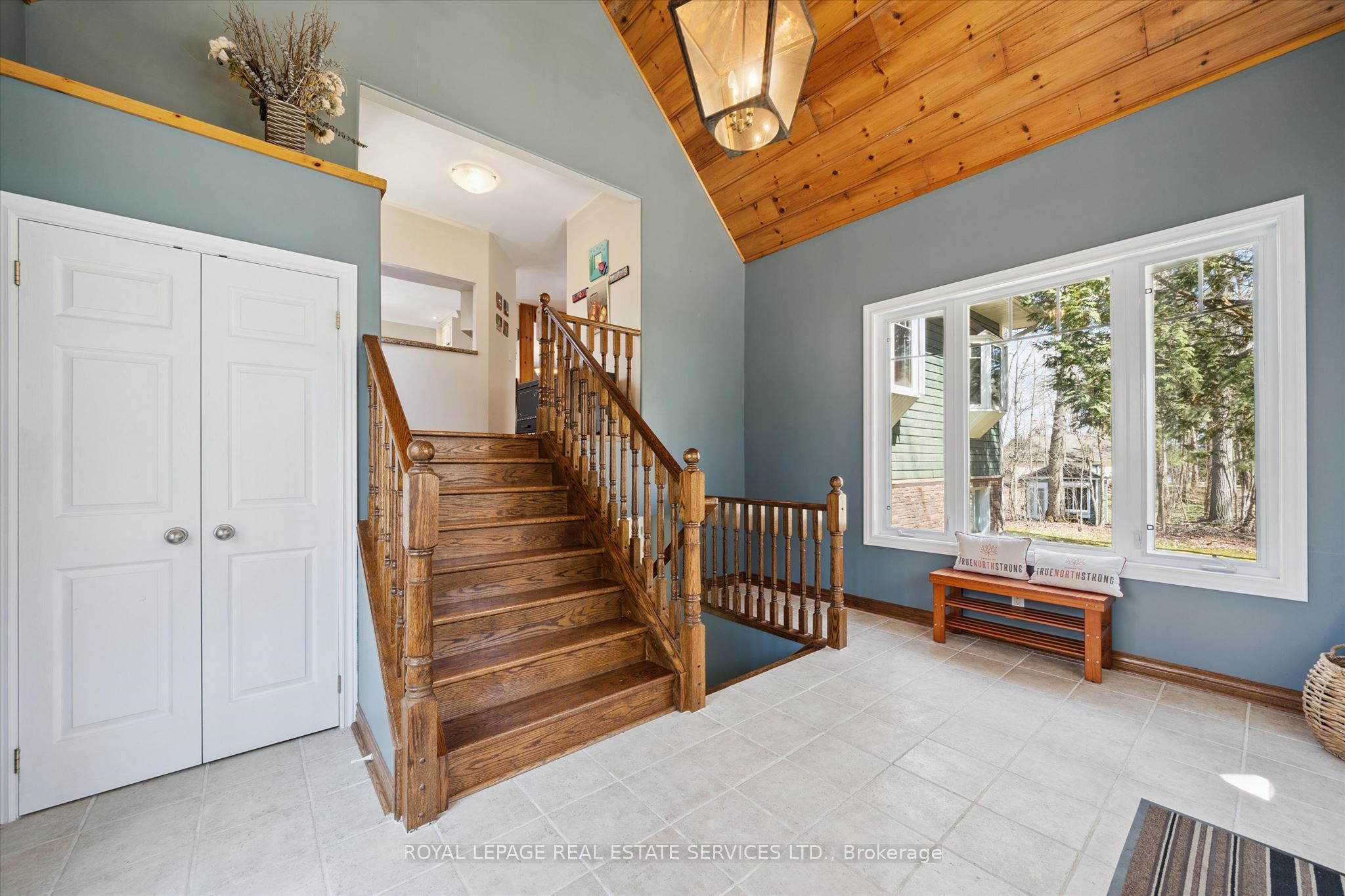 1383 Moon River Road, Muskoka Lakes, ON P0C 1A0 photo 5