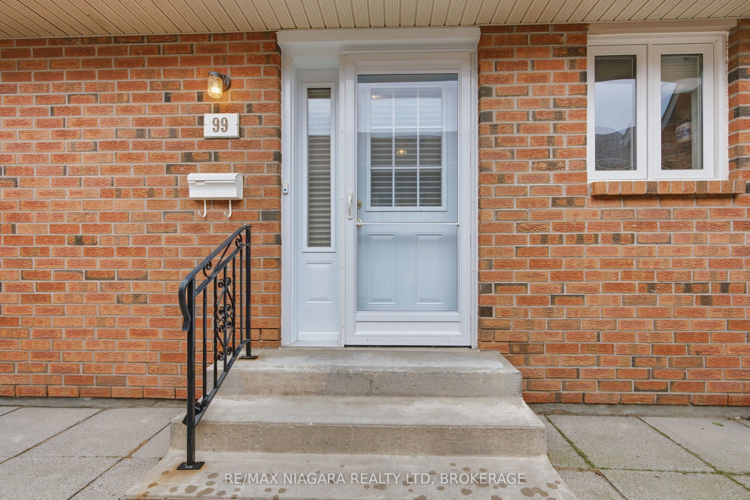 122 Bunting Road 99, St. Catharines, ON L2P 3X7