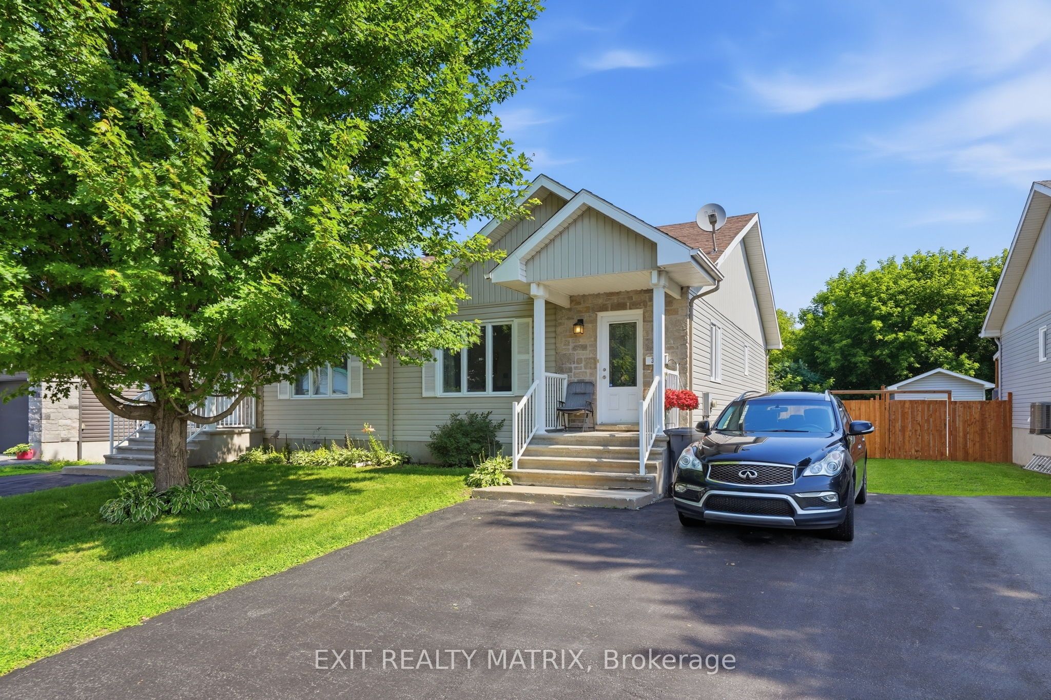 313 Nelson Street, Hawkesbury, ON K6A 1M1 photo 2