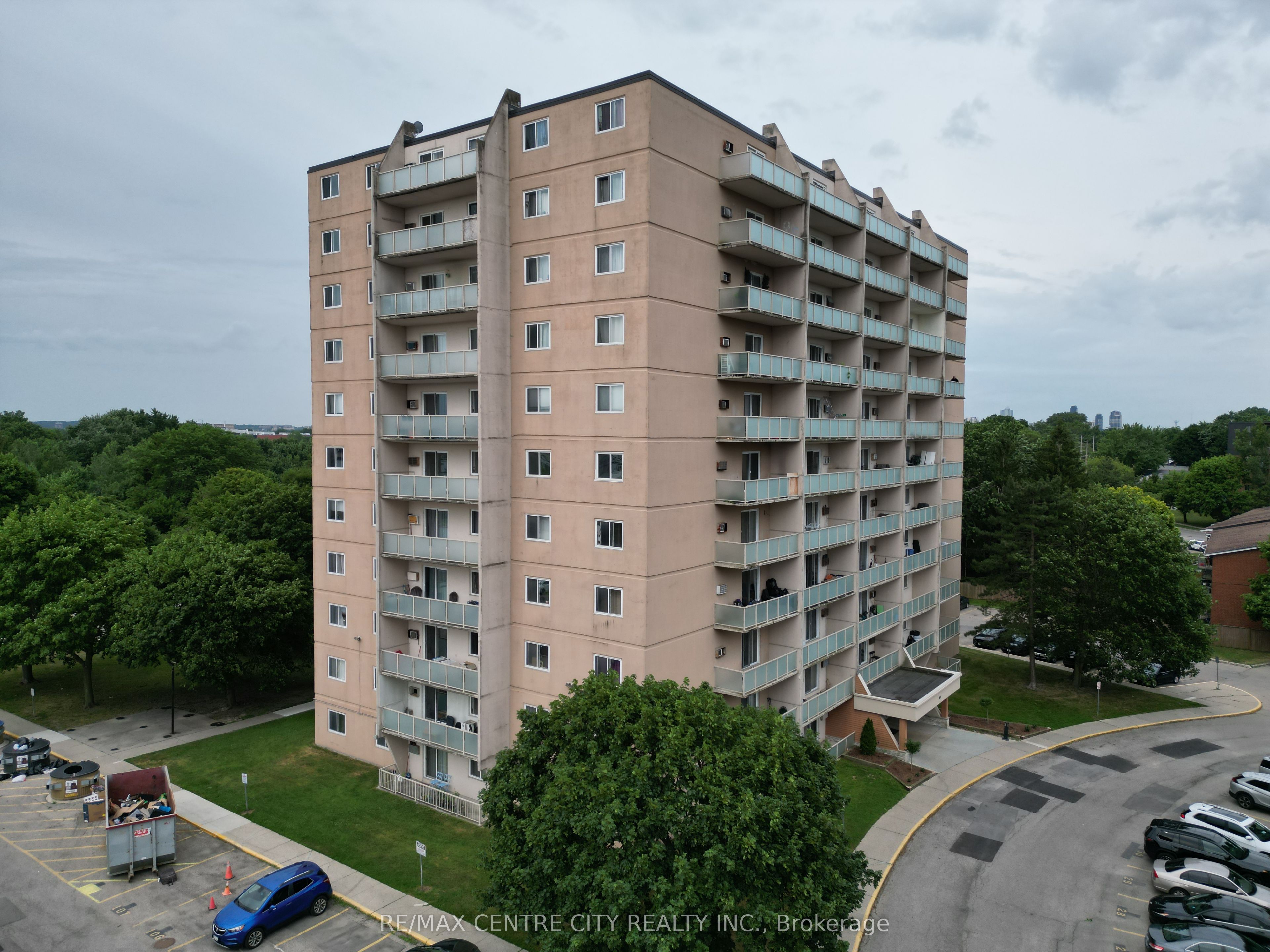 563 Mornington Avenue 1004, London East, ON N5Y 4T8 photo 2