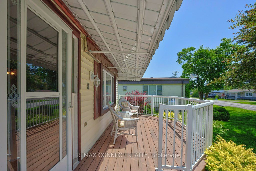 8 Circle Drive, Kawartha Lakes, ON K9V 0H7 photo 4