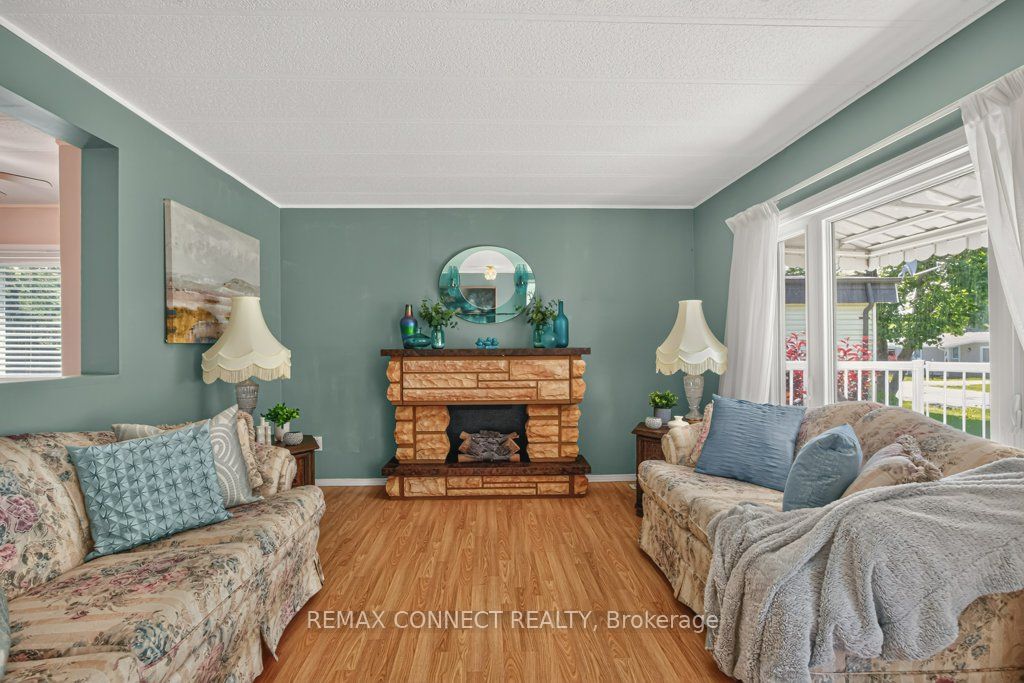 8 Circle Drive, Kawartha Lakes, ON K9V 0H7 photo 5
