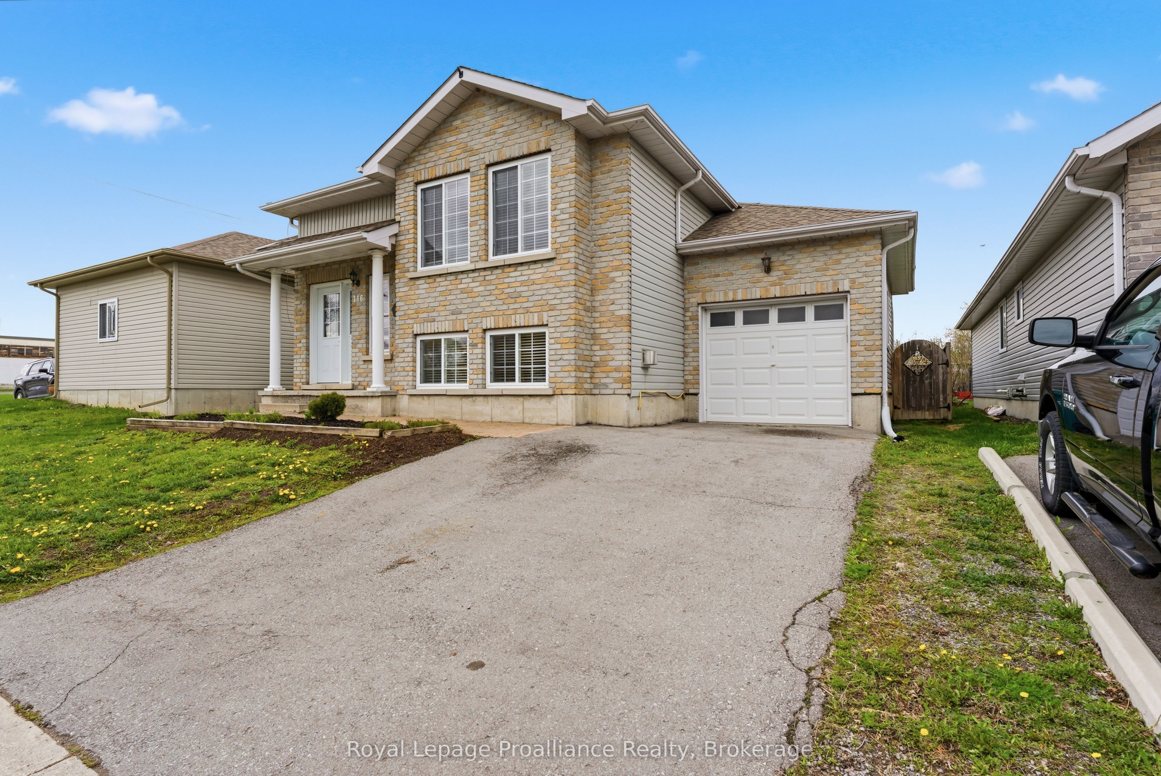 116 Pine Street, Belleville, ON K8N 0A4