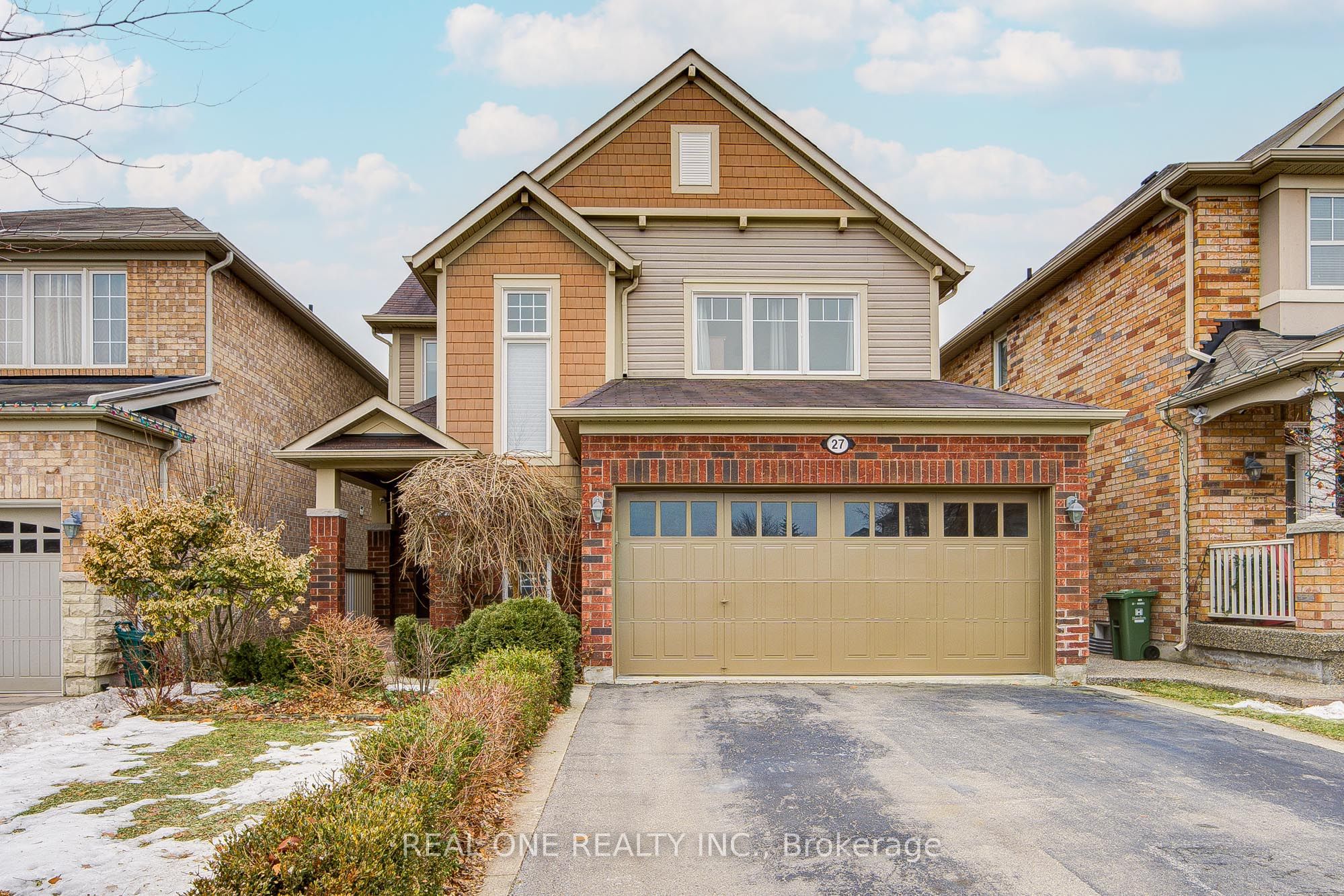 27 Cranston Street Upper, Hamilton, ON L9K 0E3