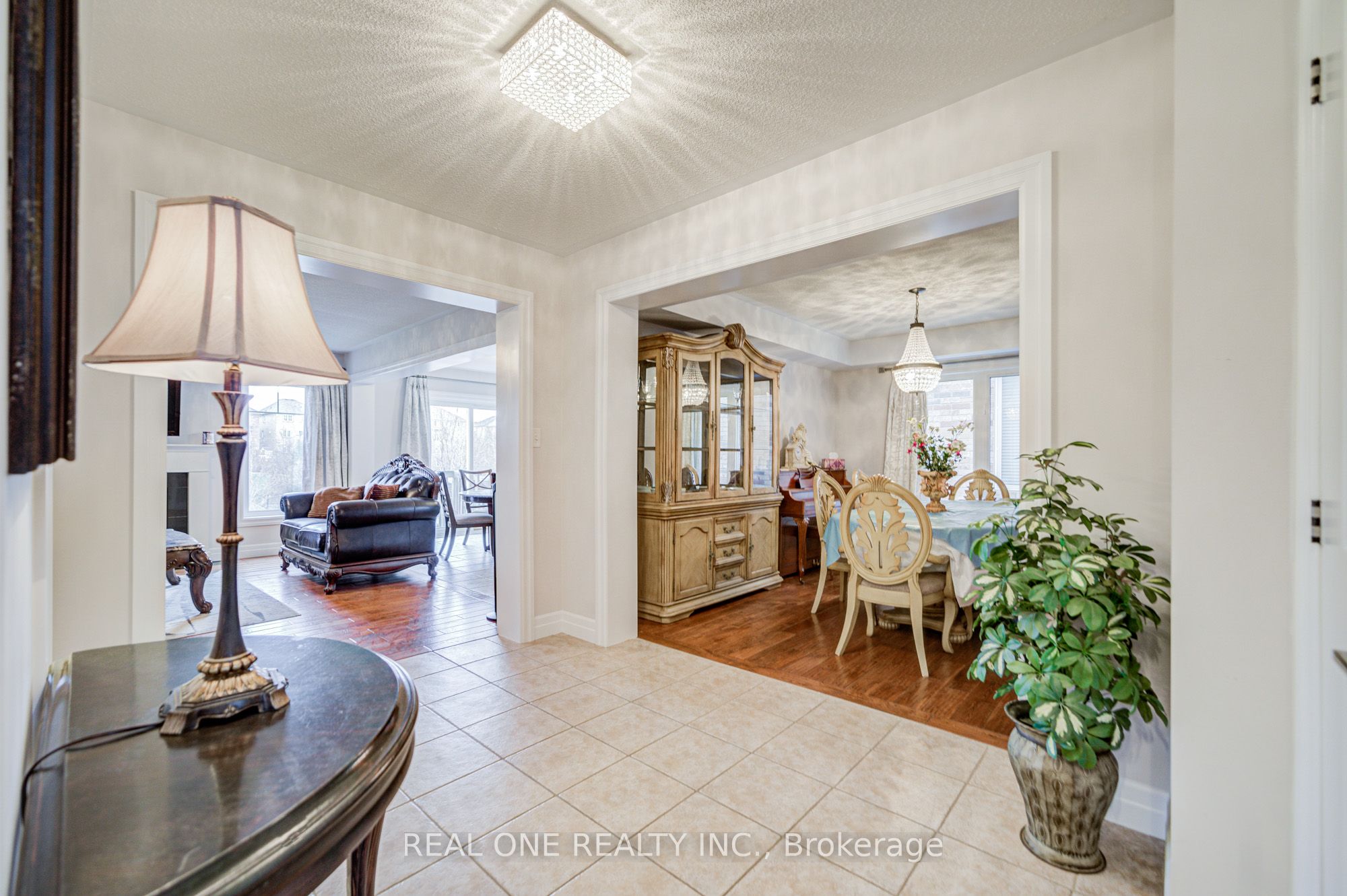 27 Cranston Street Upper, Hamilton, ON L9K 0E3 photo 3