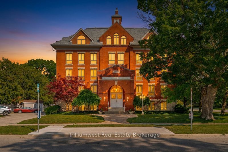 57 Suffolk Street W 102, Guelph, ON N1H 2J1