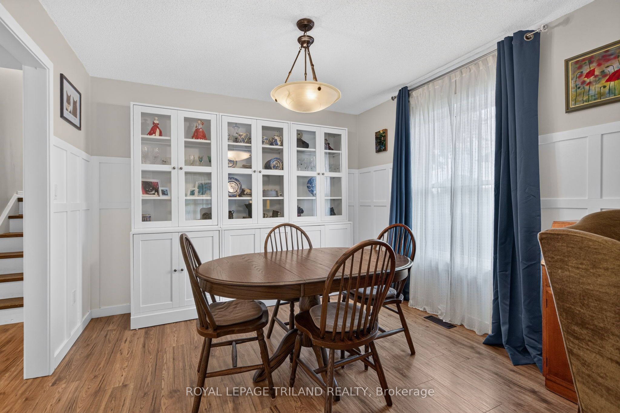 56 Parkview Crescent, Strathroy-Caradoc, ON N7G 4B1 photo 5