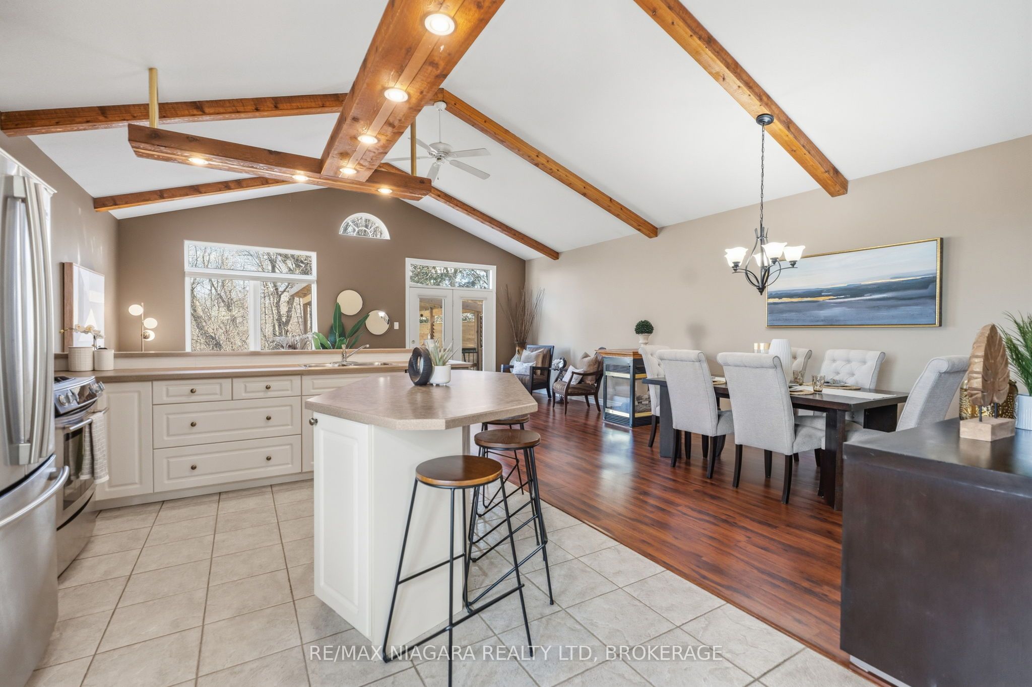 86 Newport Street, St. Catharines, ON L2M 1P7 photo 5