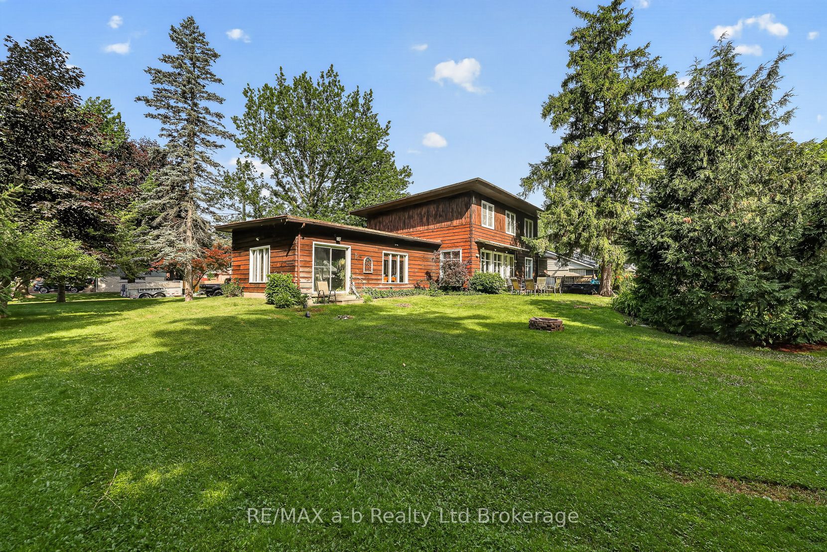 61 Parkwood Drive, Tillsonburg, ON N4G 2B7 photo 4