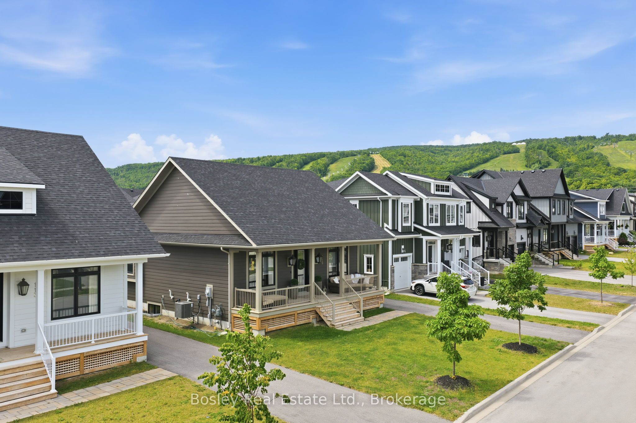115 Black Willow Crescent, Blue Mountains, ON L9Y 0R4 photo 3