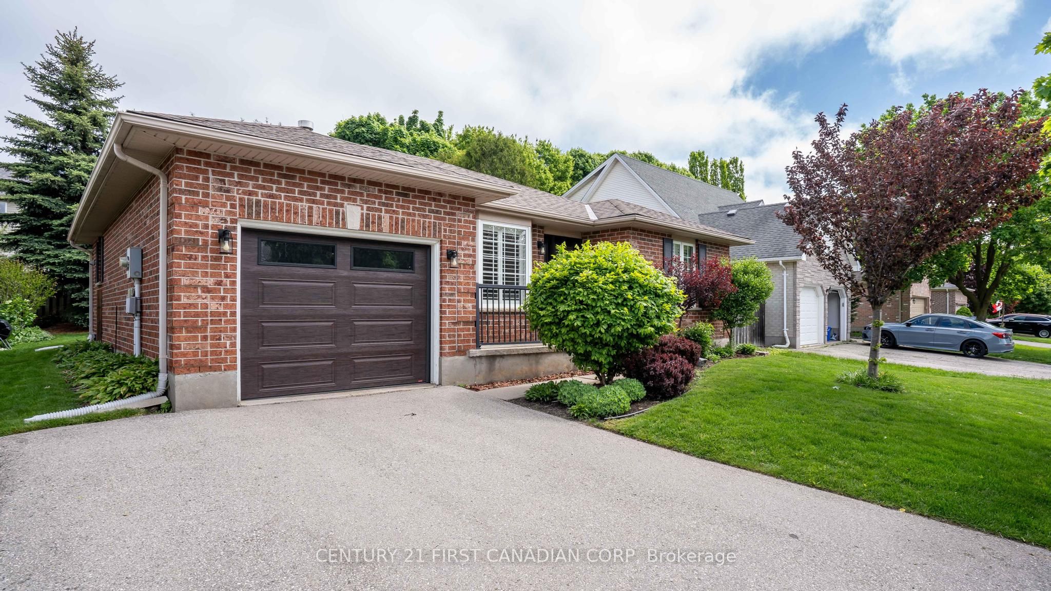 839 Guildwood Boulevard, London North, ON N6H 5E4 photo 2