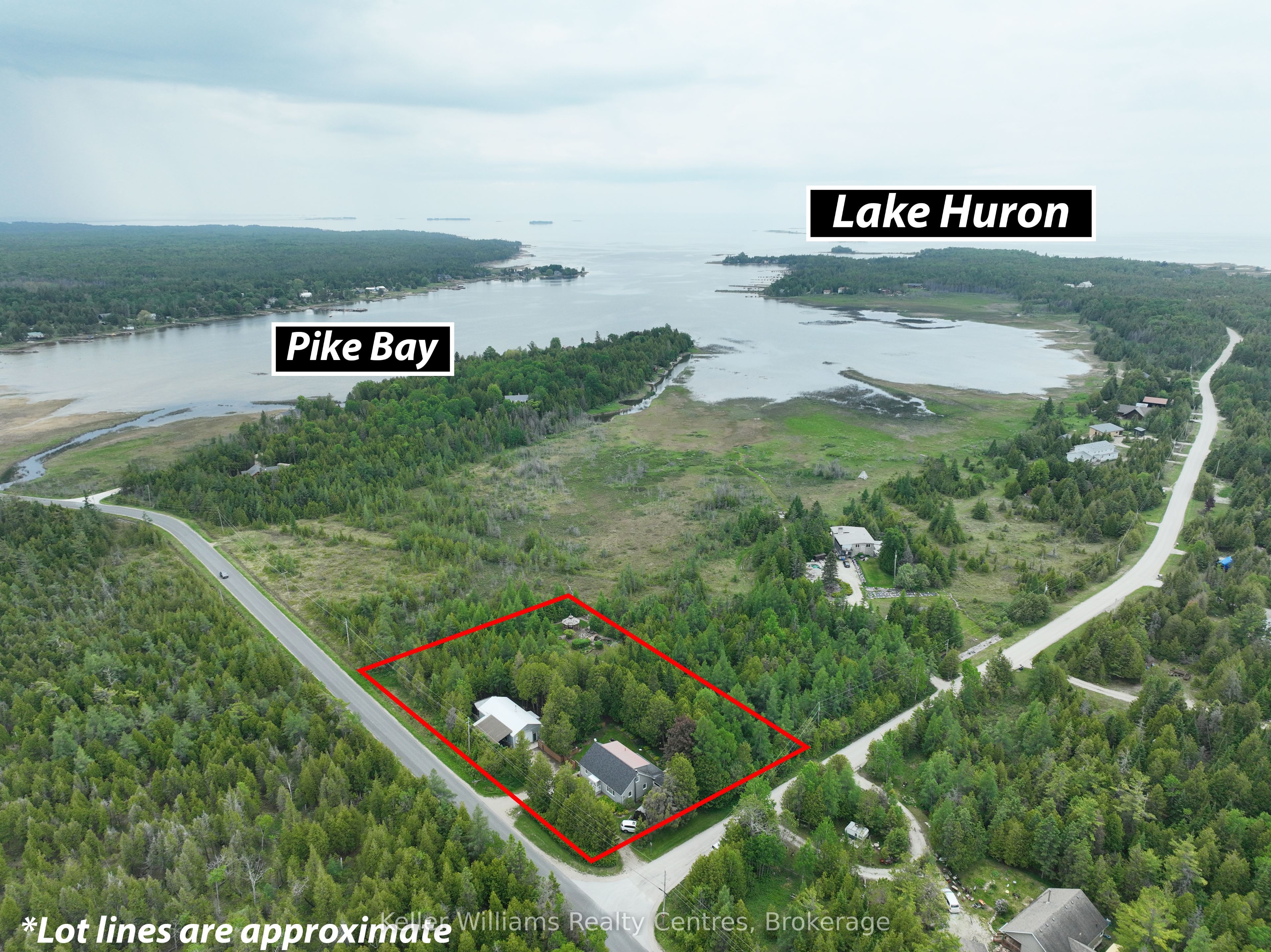 668 Pike Bay Road, Northern Bruce Peninsula, ON N0H 2T0 photo 2