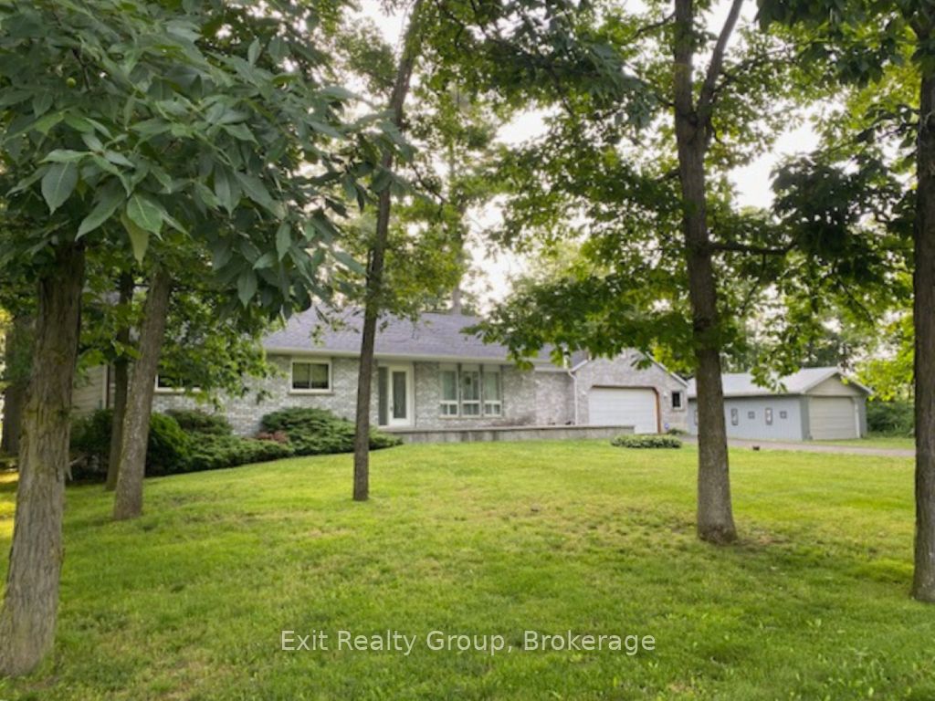 29 Power Street, Quinte West, ON K8V 5P6 photo 3