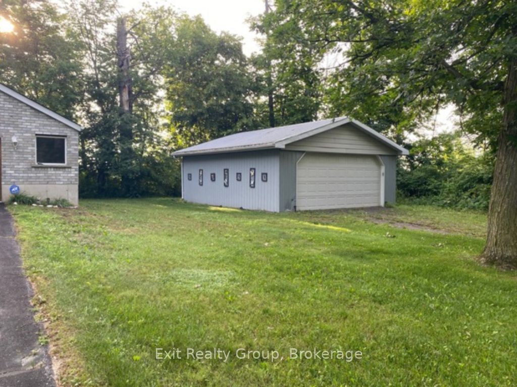 29 Power Street, Quinte West, ON K8V 5P6 photo 5