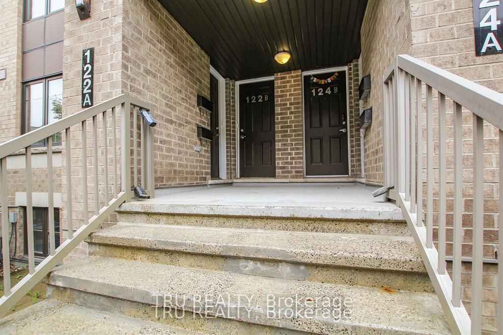122 Lindenshade Drive 19, Barrhaven, ON K2J 5R5 photo 3
