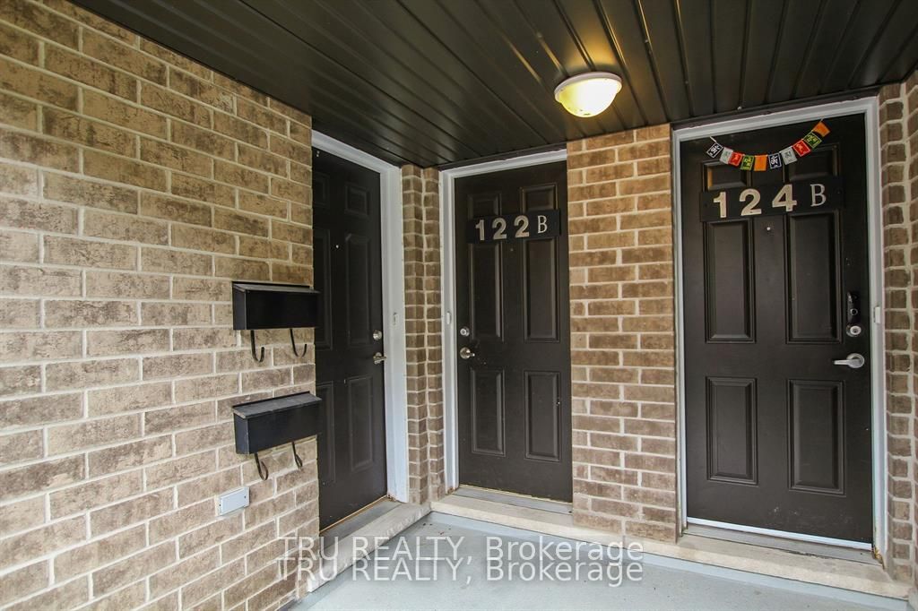 122 Lindenshade Drive 19, Barrhaven, ON K2J 5R5 photo 4