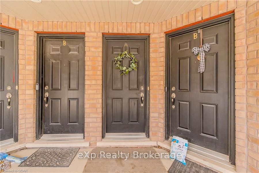 15 Carere Crescent 44B, Guelph, ON N1E 0K4 photo 3