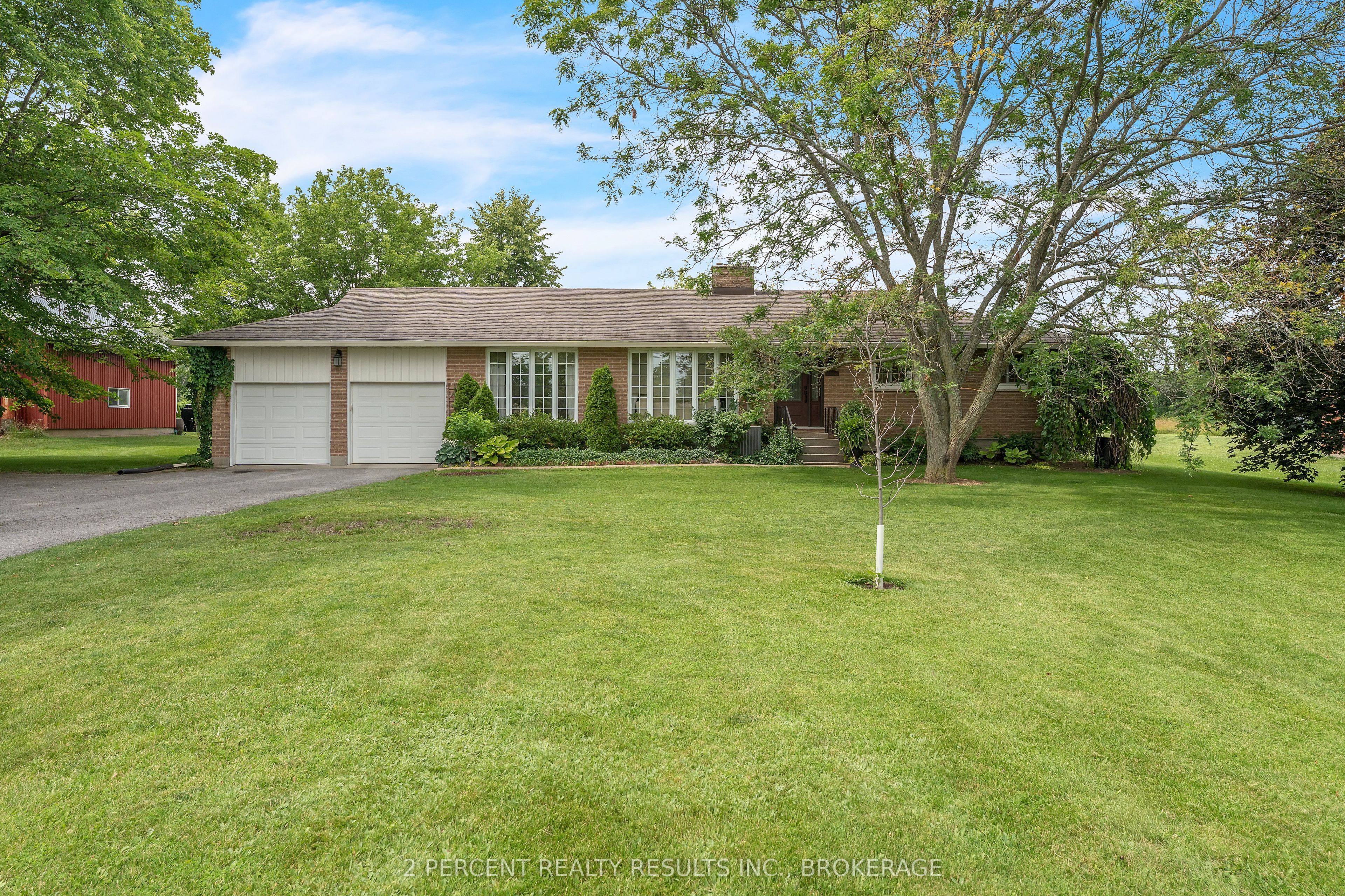 1055 Casey Road, Belleville, ON K8N 4Z6 photo 5