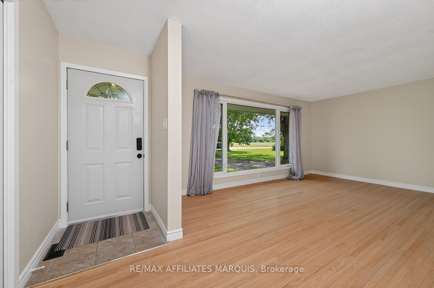 12095 Highway 15 Road, Montague, ON K7A 0L4 photo 5
