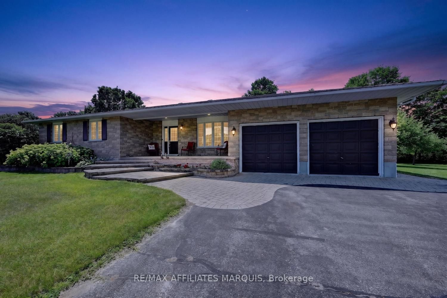 4 Davis Lane, Rideau Lakes, ON K7A 4S5