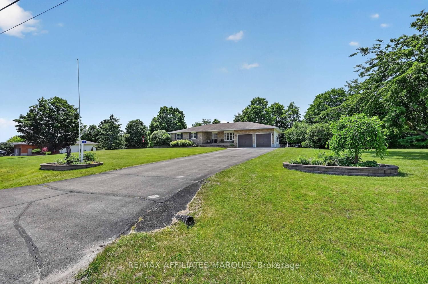 4 Davis Lane, Rideau Lakes, ON K7A 4S5 photo 2