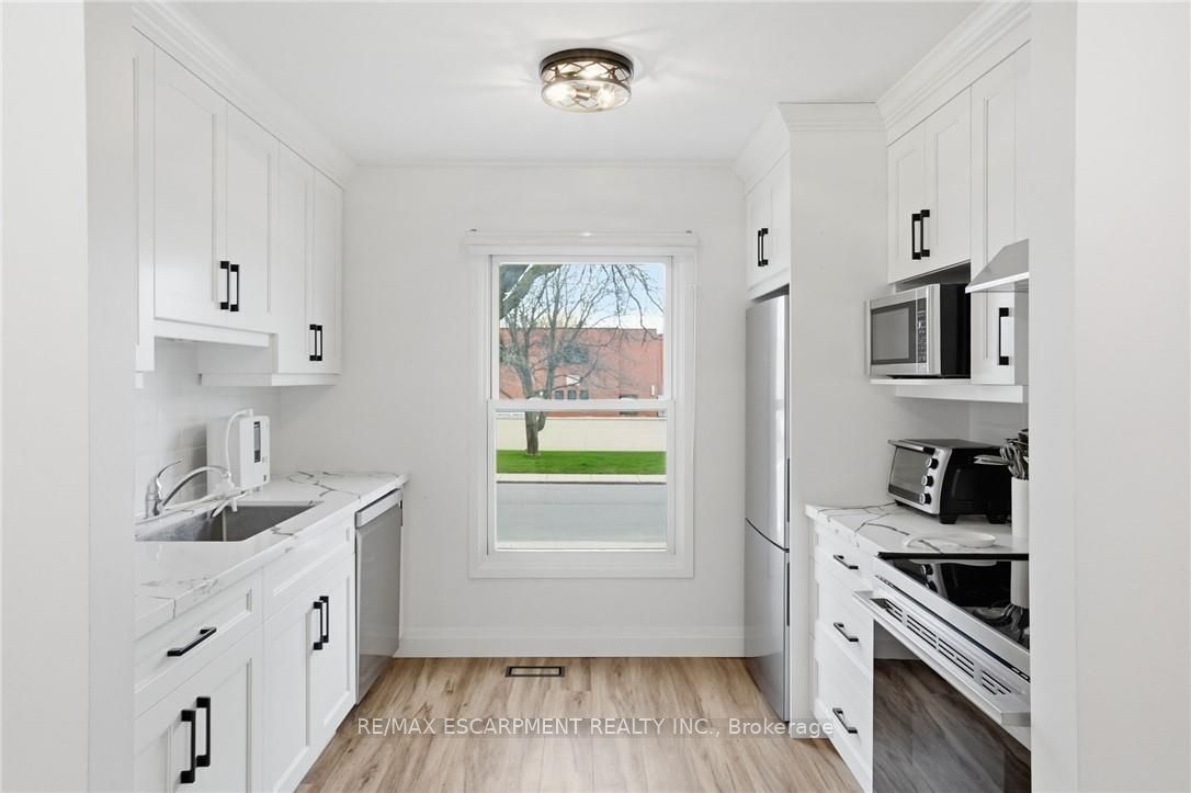 61 ALBRIGHT Road 61, Hamilton, ON L9K 6H5 photo 5