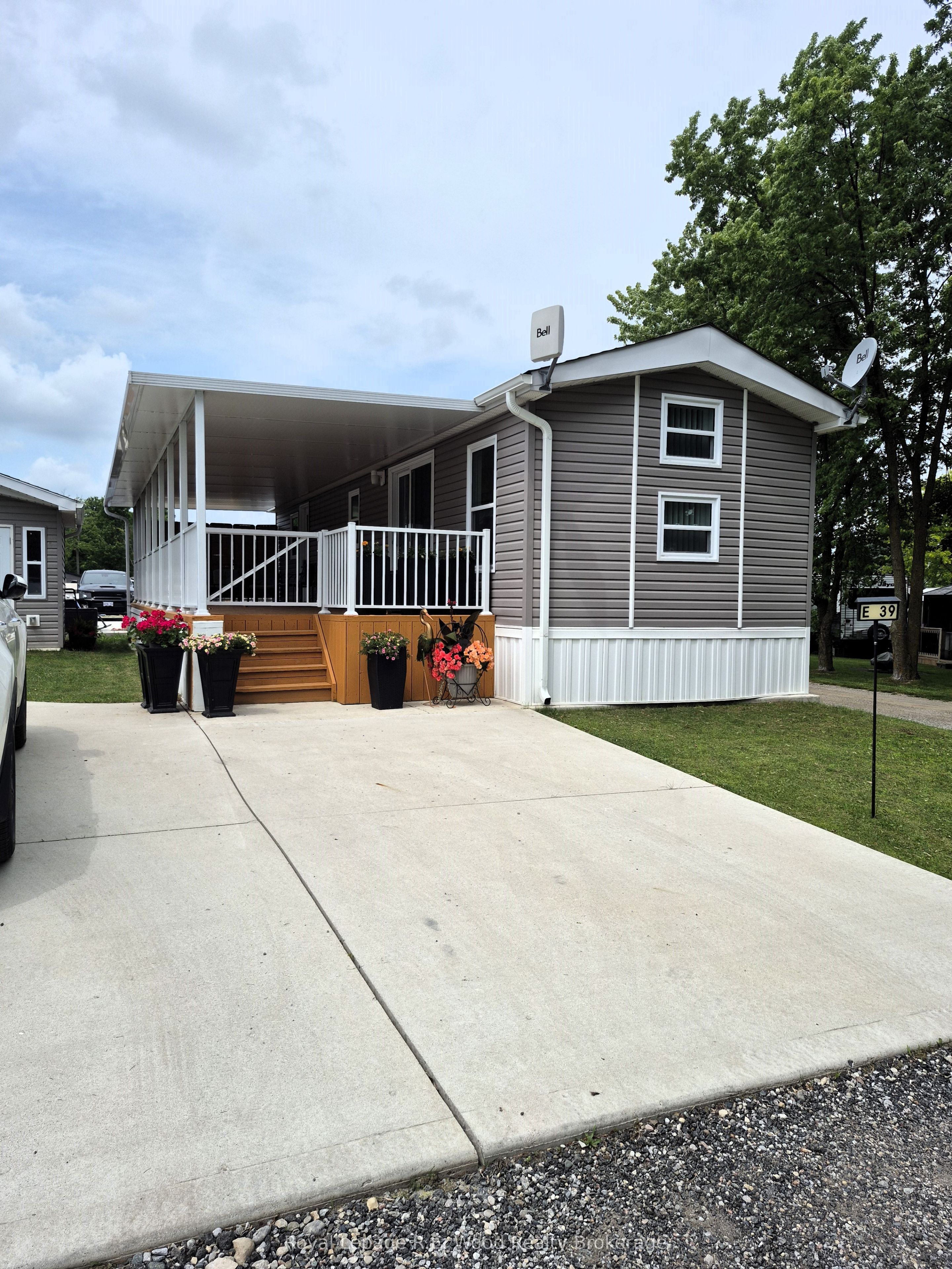 4340 Cromarty Drive E 39, Thames Centre, ON N0L 1V0 photo 2