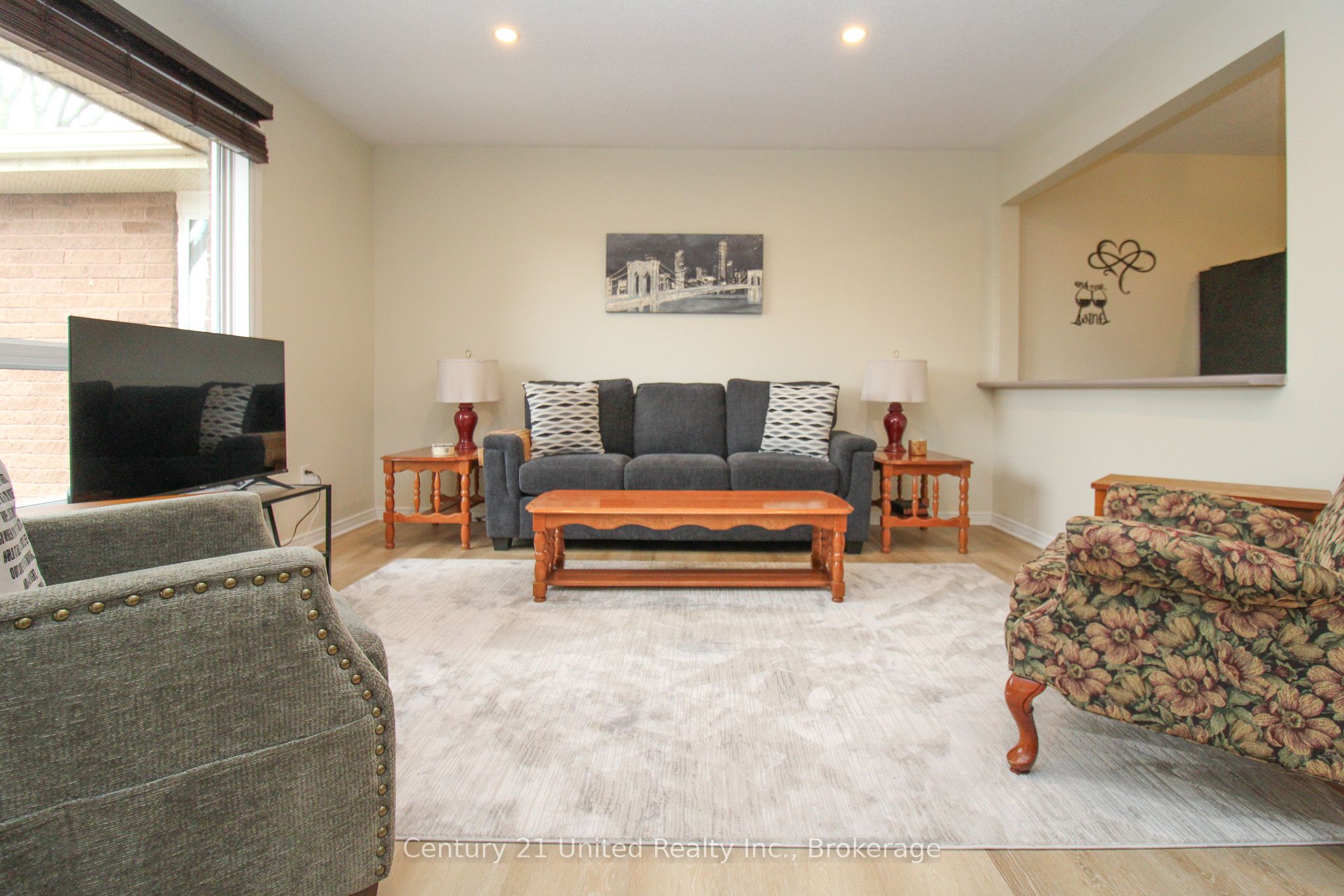 1110 Clonsilla Avenue 204, Peterborough, ON K9J 5Y5 photo 4