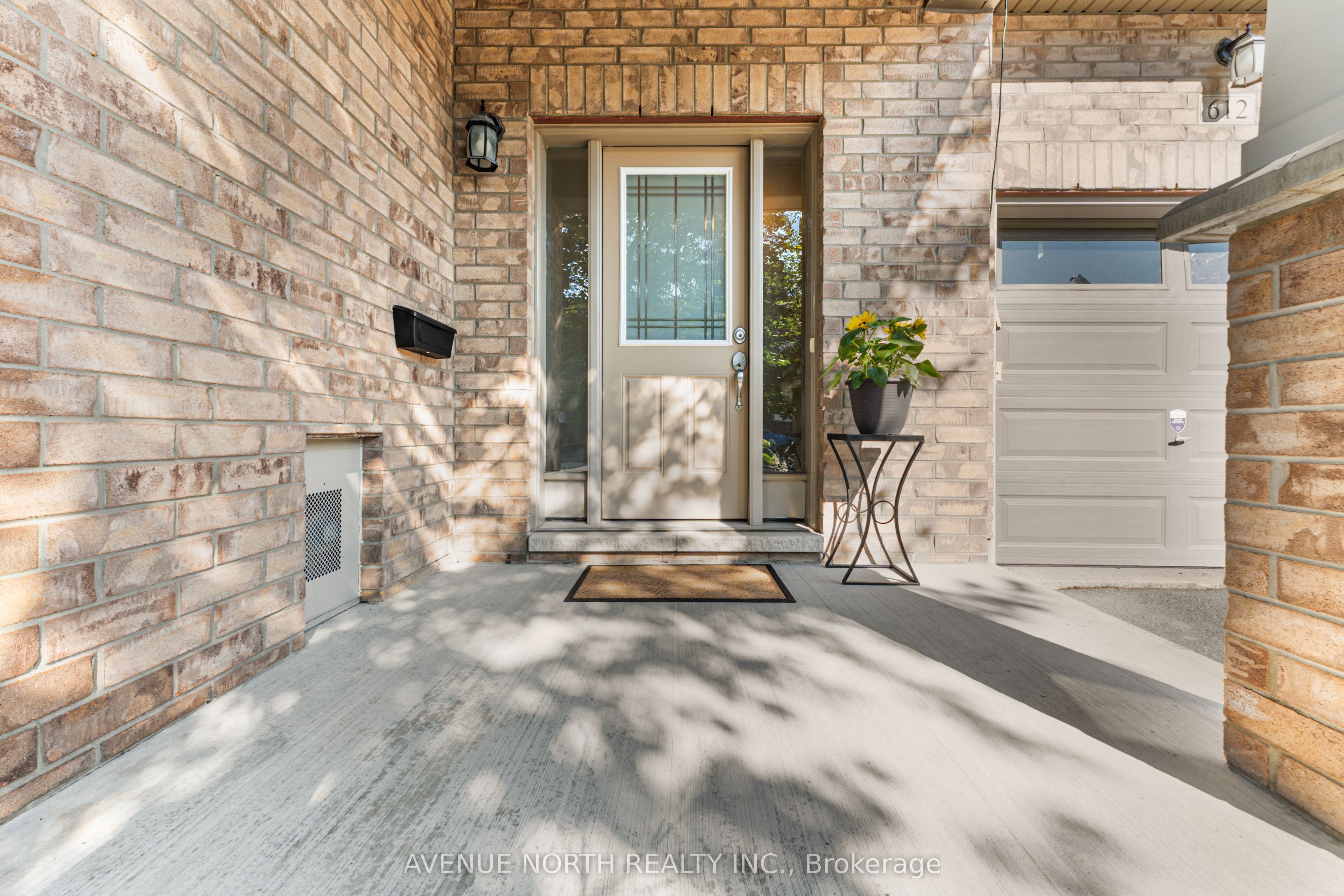 612 Via Campanale Avenue, Barrhaven, ON K2J 4A2 photo 5