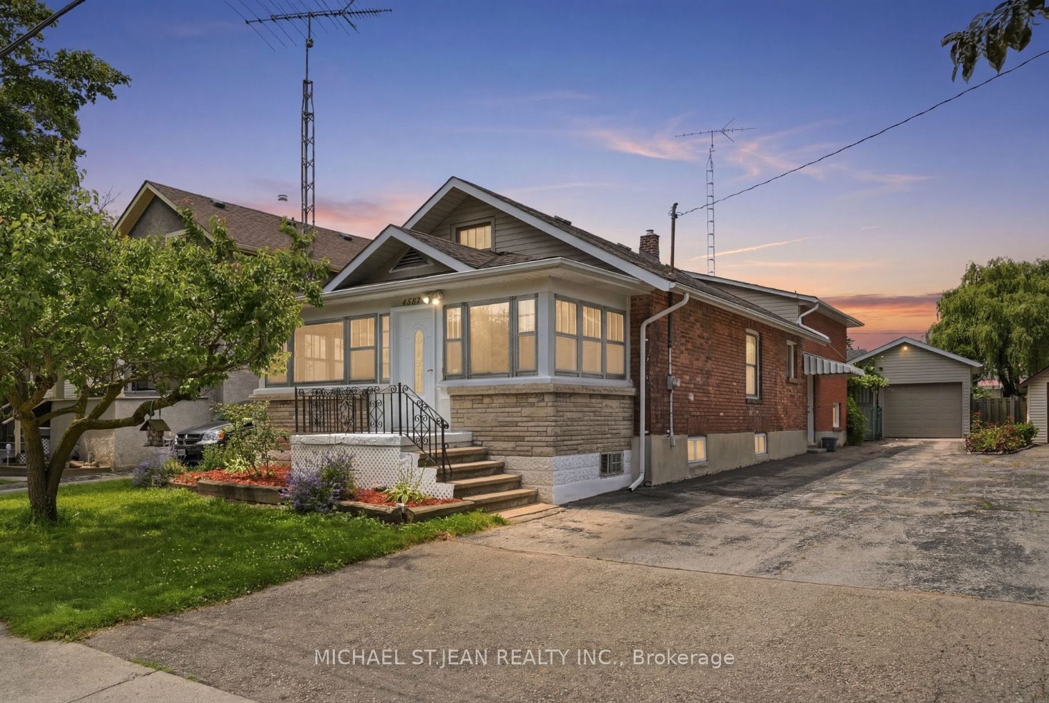 4587 Third Avenue, Niagara Falls, ON L2E 4L3 photo 3