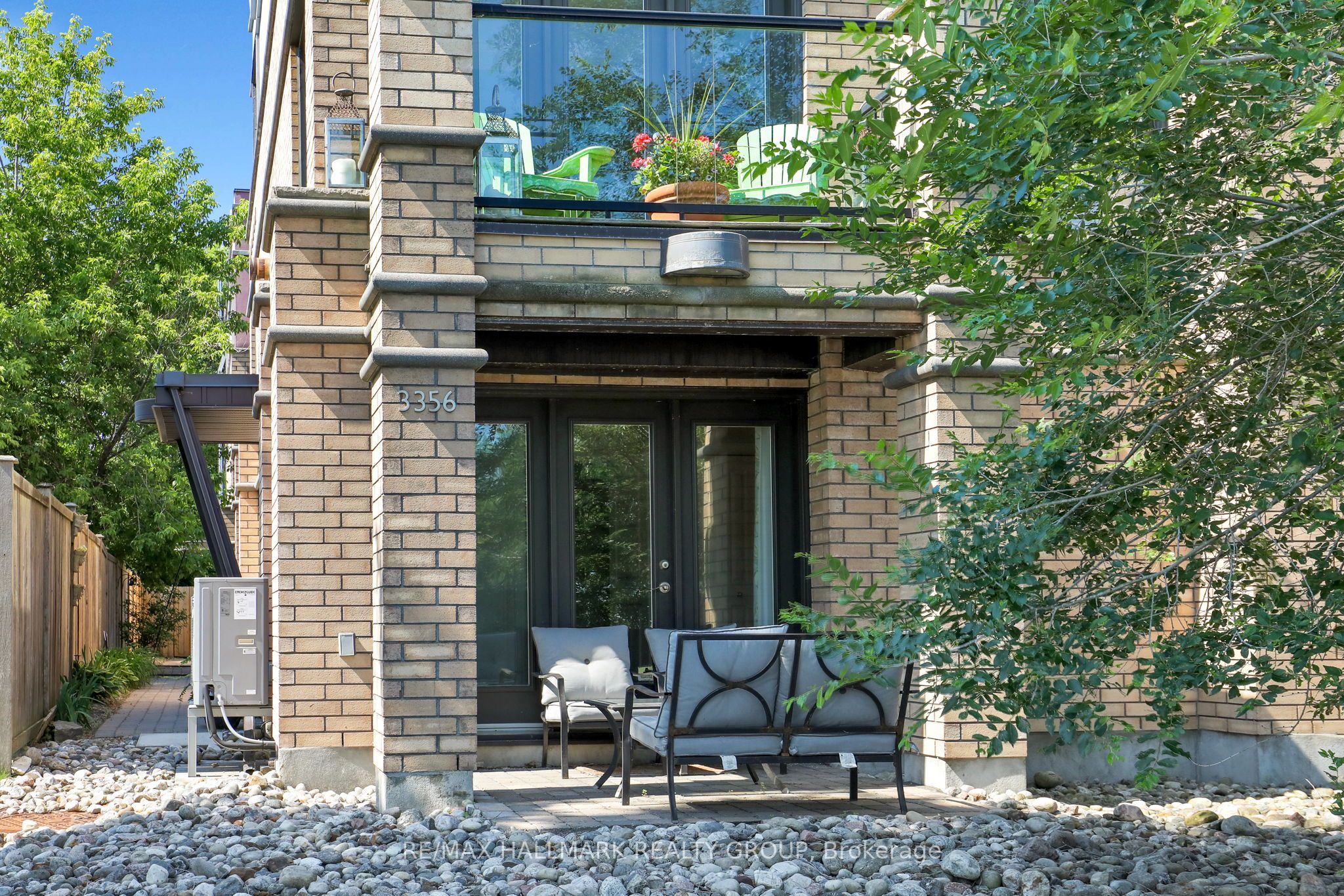 3356 CARLING Avenue, Crystal Bay - Rocky Point - Bayshore, ON K2H 0A7 photo 2