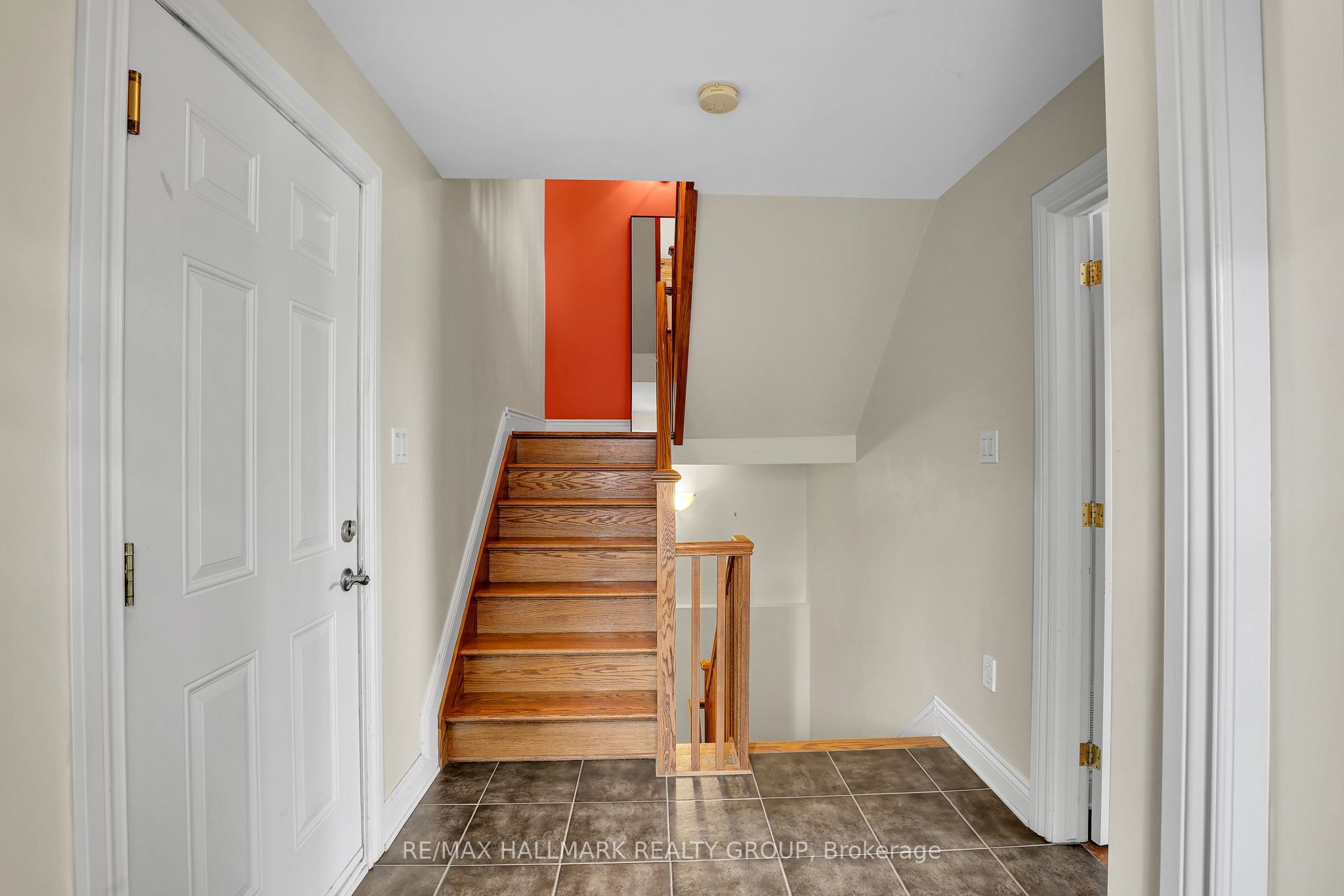 3356 CARLING Avenue, Crystal Bay - Rocky Point - Bayshore, ON K2H 0A7 photo 5