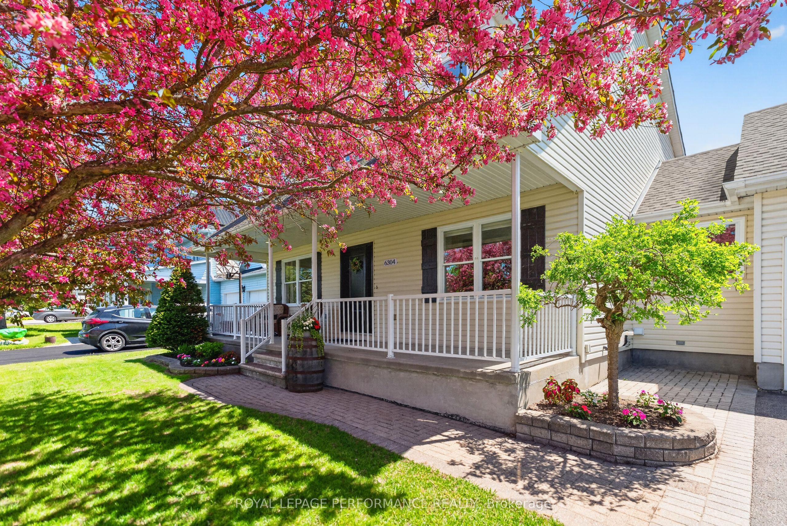 6304 Fernbank Road, Stittsville - Munster - Richmond, ON K2S 1X5 photo 2