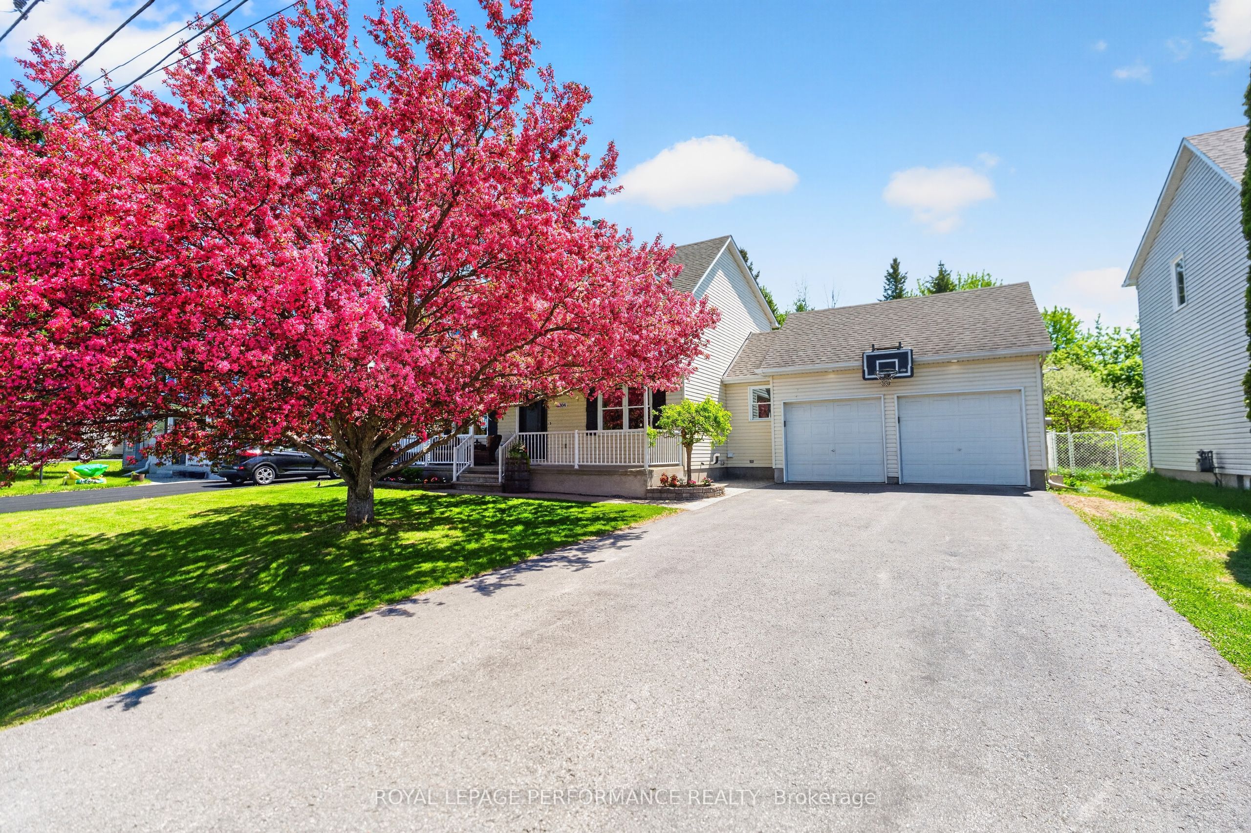 6304 Fernbank Road, Stittsville - Munster - Richmond, ON K2S 1X5 photo 3