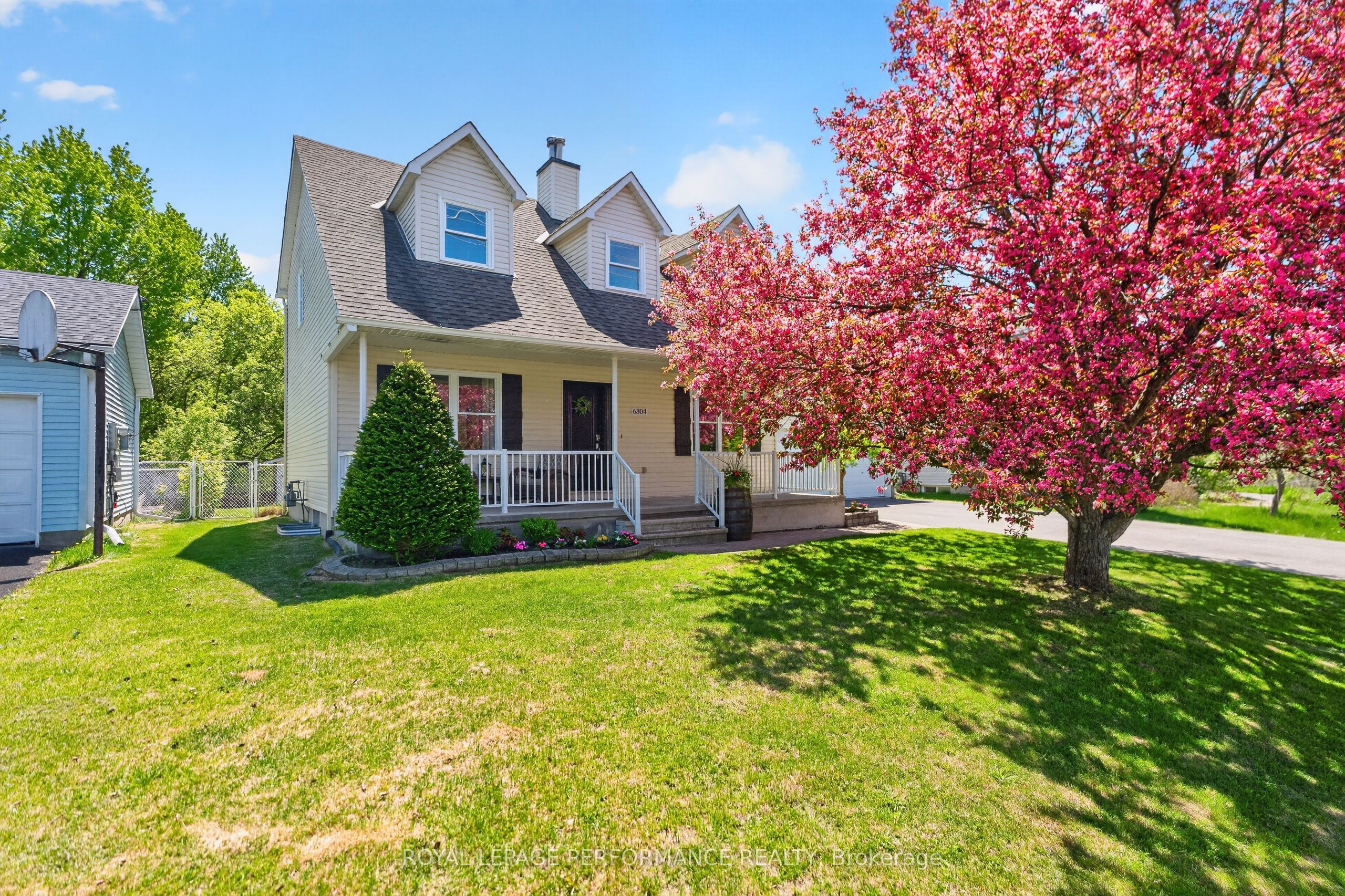 6304 Fernbank Road, Stittsville - Munster - Richmond, ON K2S 1X5 photo 4