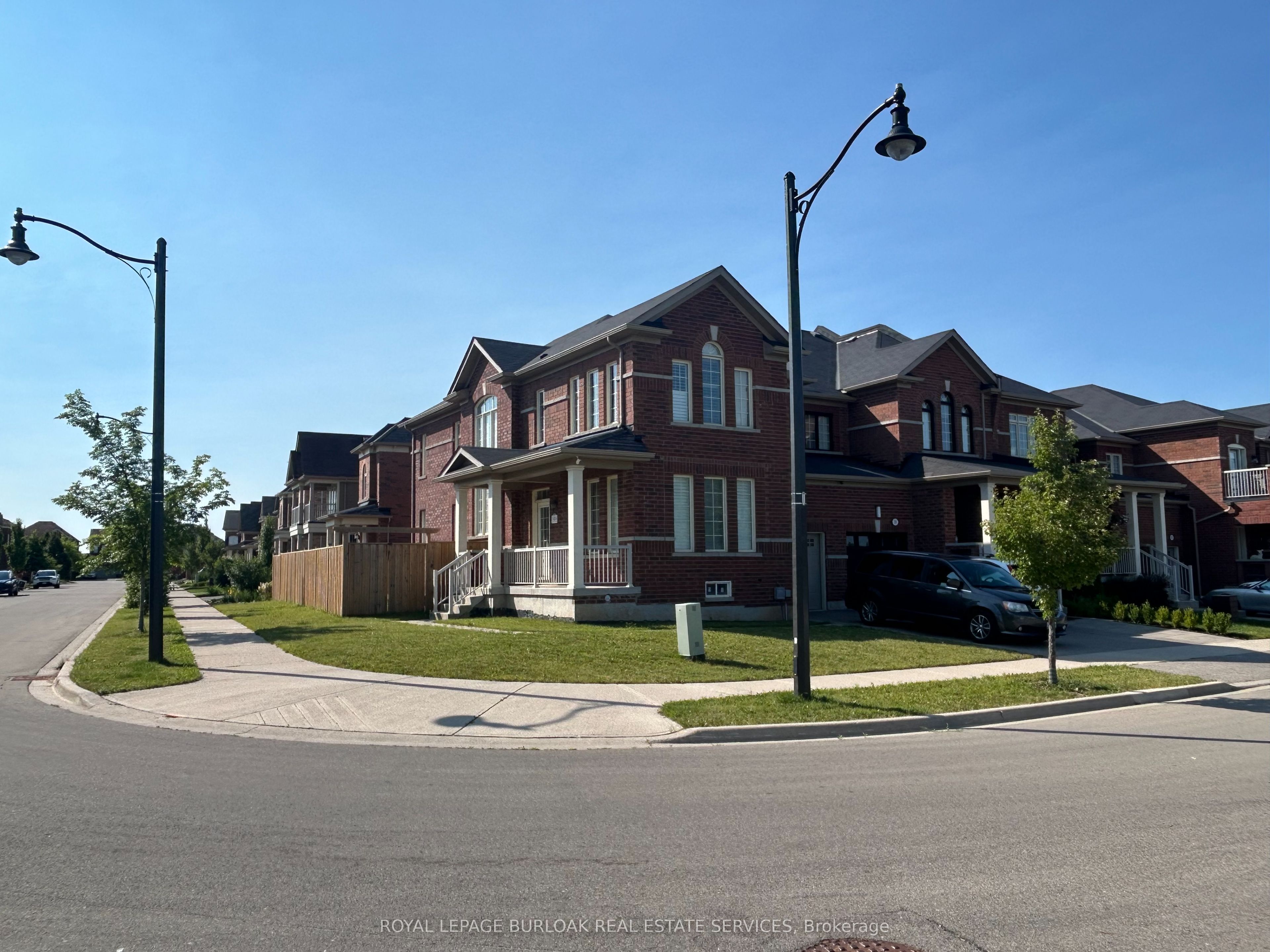 57 Macbean Crescent, Hamilton, ON L8B 0S5 photo 3