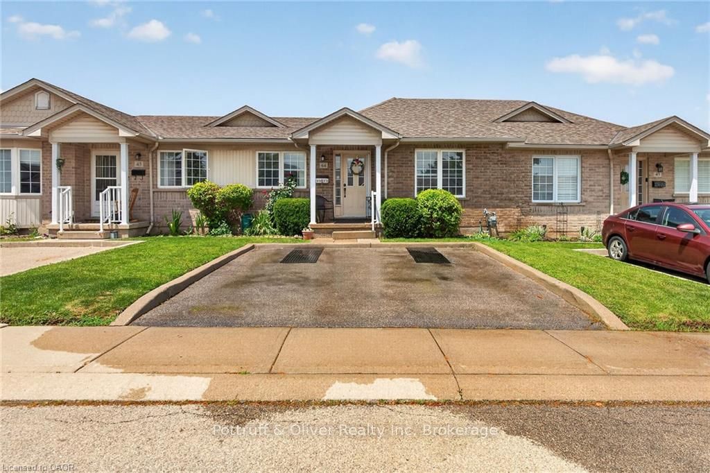 24 Kenyon Crescent 44, Grimsby, ON L3M 5S4 photo 4