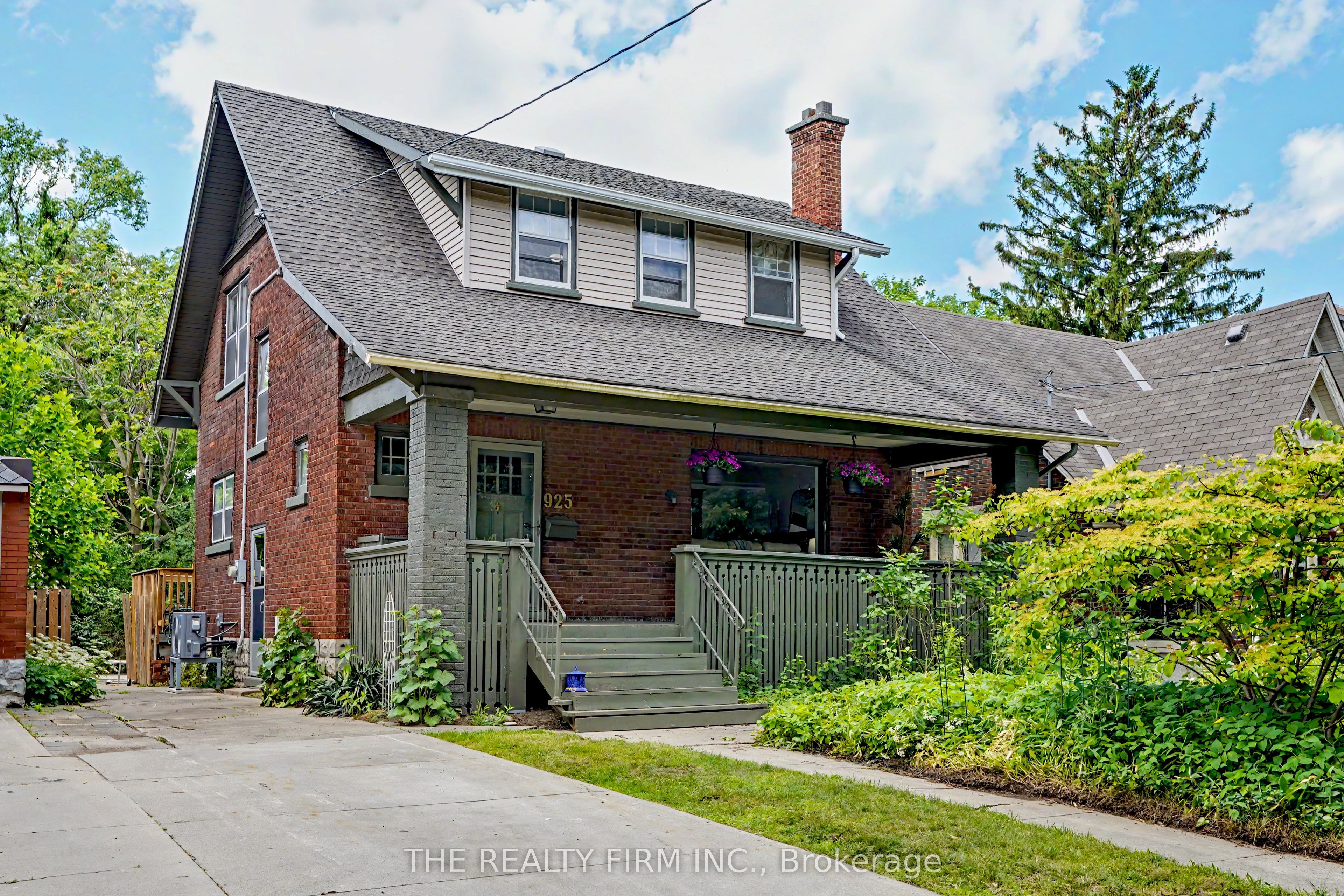 925 Maitland Street, London East, ON N5Y 2X2