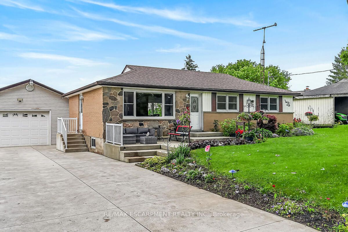 7344 Dickenson Road E, Hamilton, ON L0R 1W0