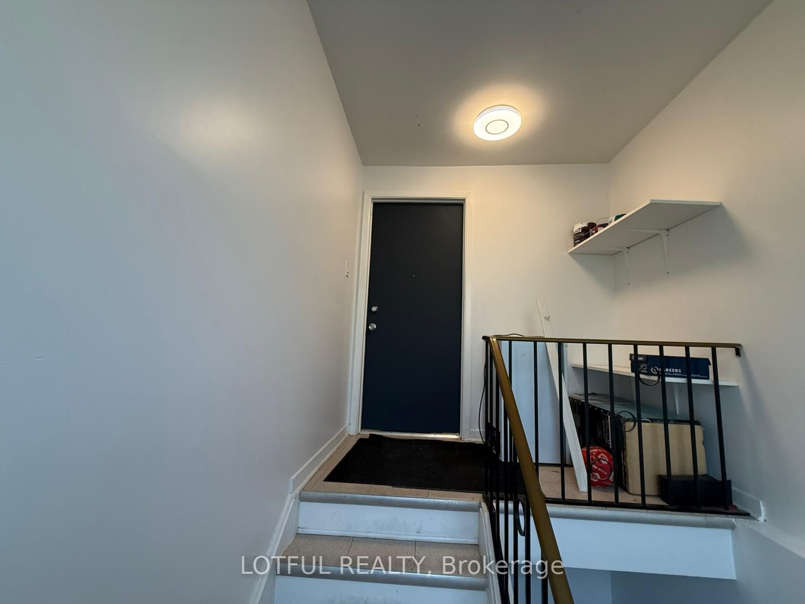 2647 Priscilla Street A, Britannia - Lincoln Heights and Area, ON K2B 7C8 photo 2