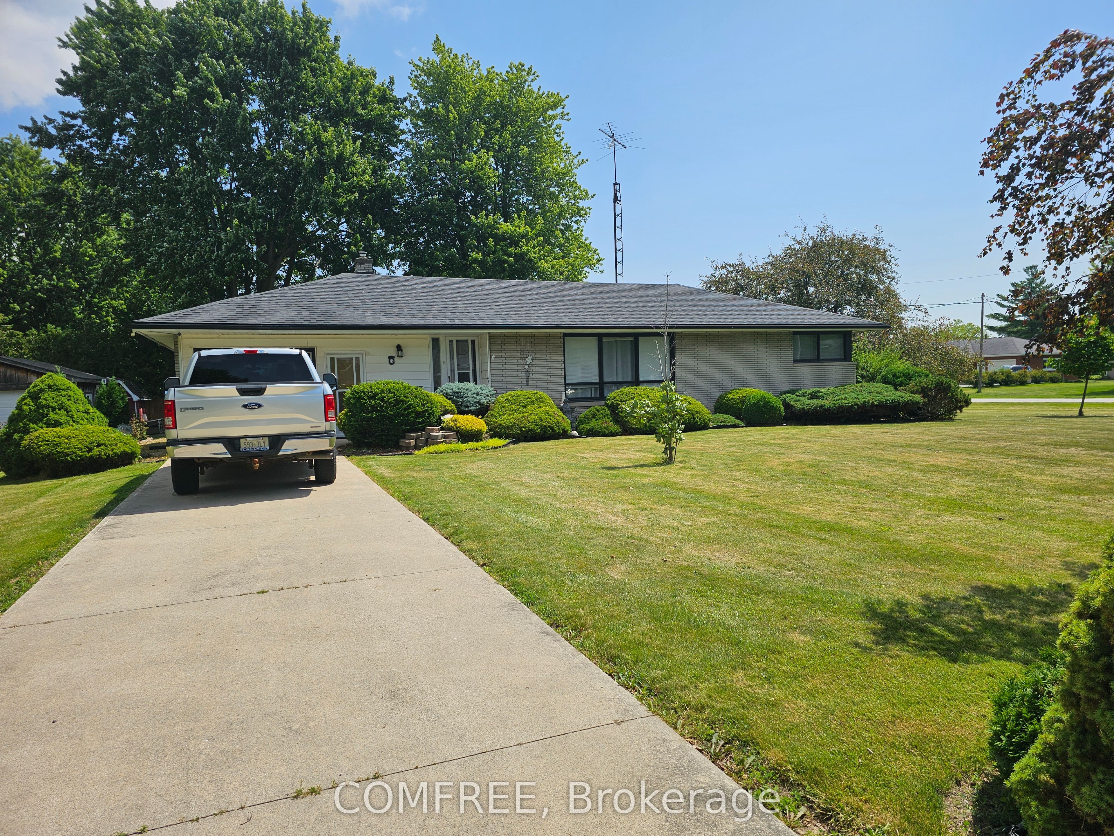 6 Sullivan Street, Chatham-Kent, ON N0P 1W0