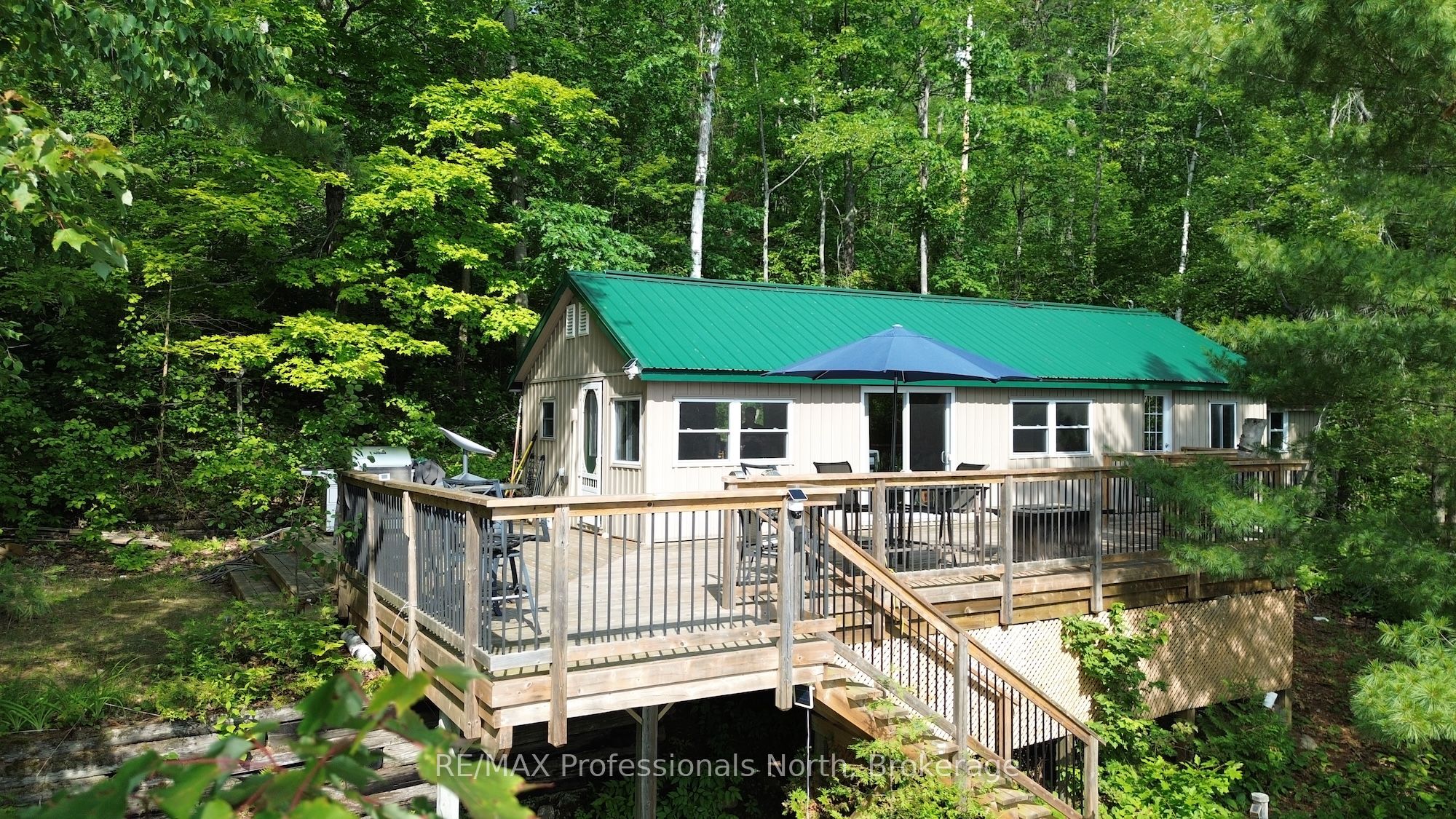 10597 Black Lake WAO, Minden Hills, ON K0M 2L0 photo 2