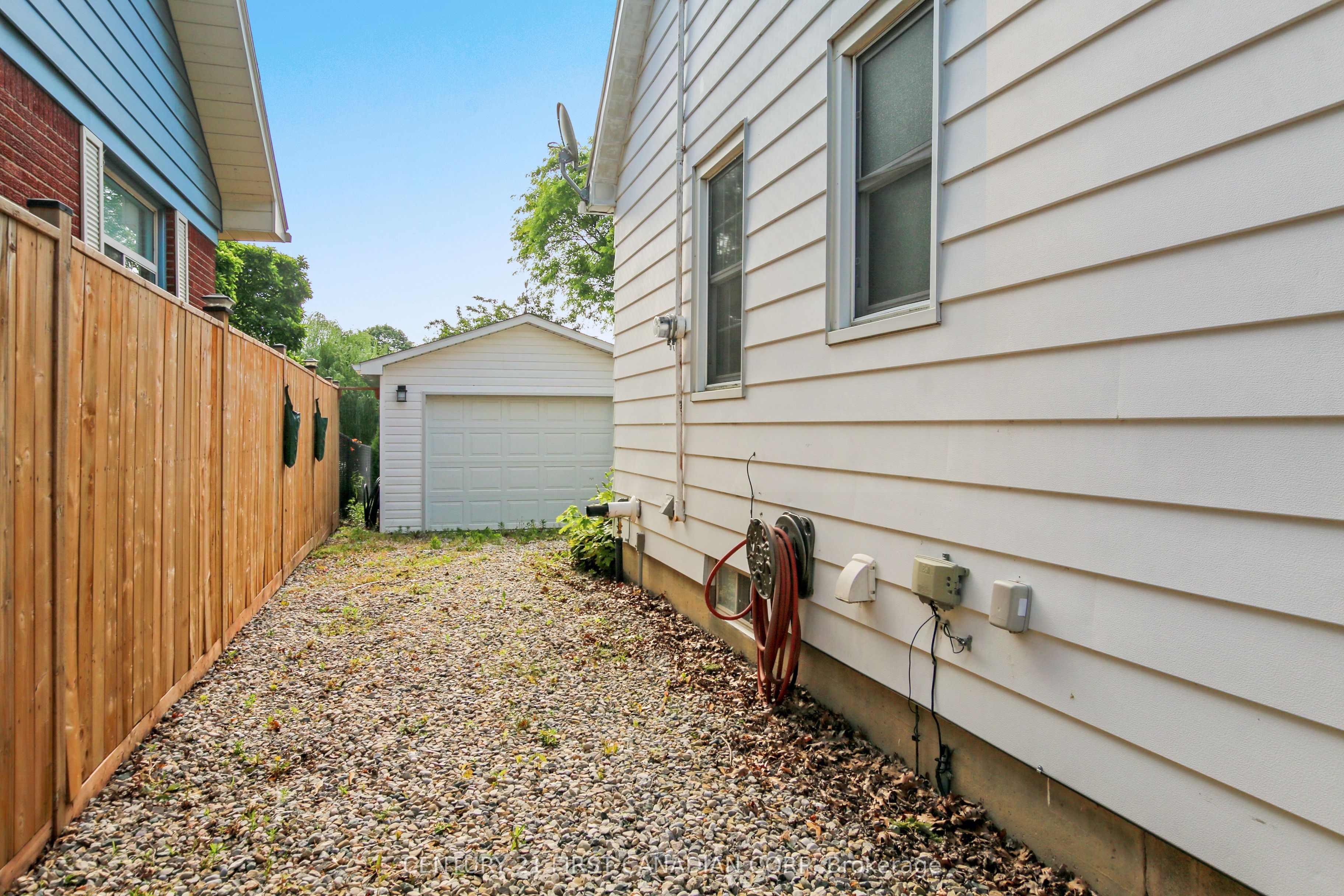 26 Grand Avenue, Chatham-Kent, ON N8A 4J9 photo 4
