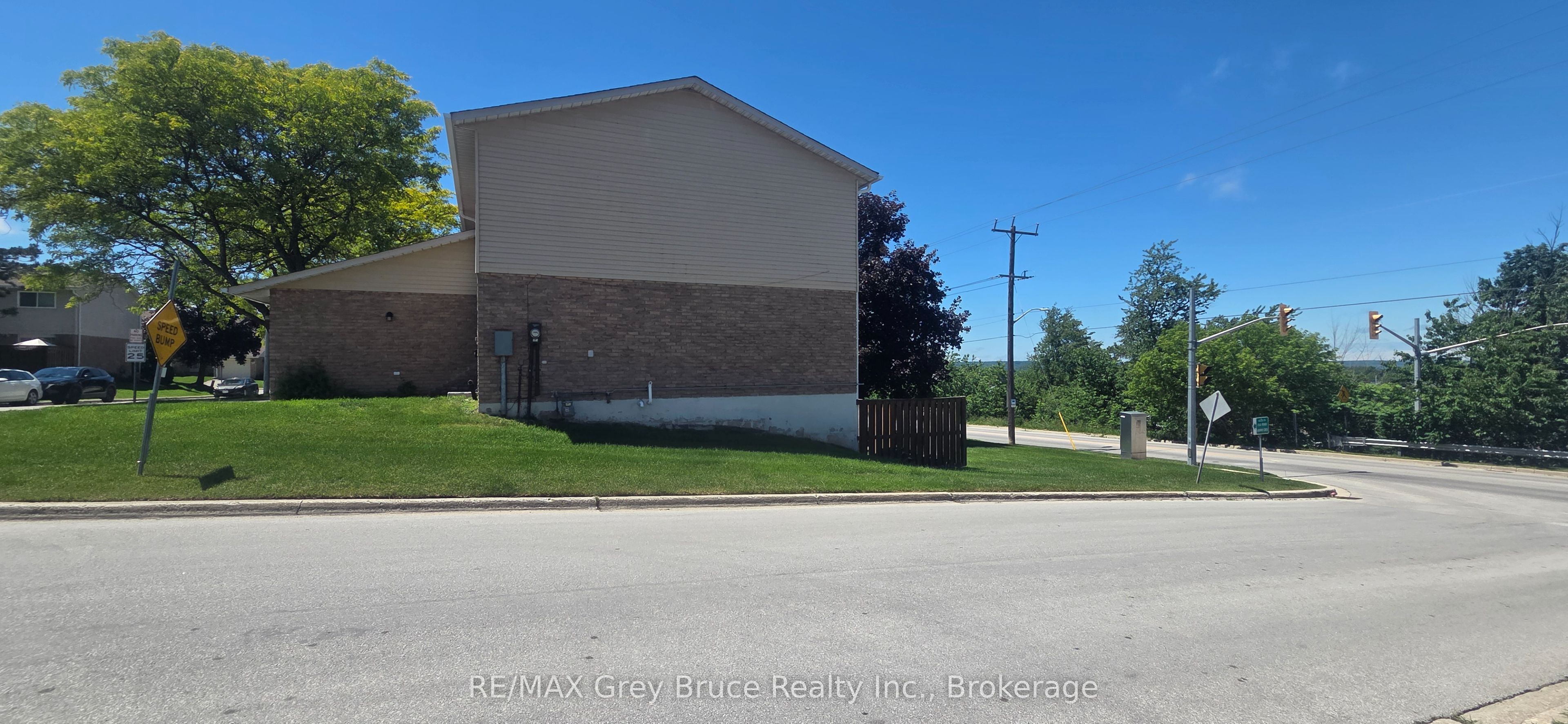 60 Lila Road 60, Owen Sound, ON N4K 6C2 photo 3