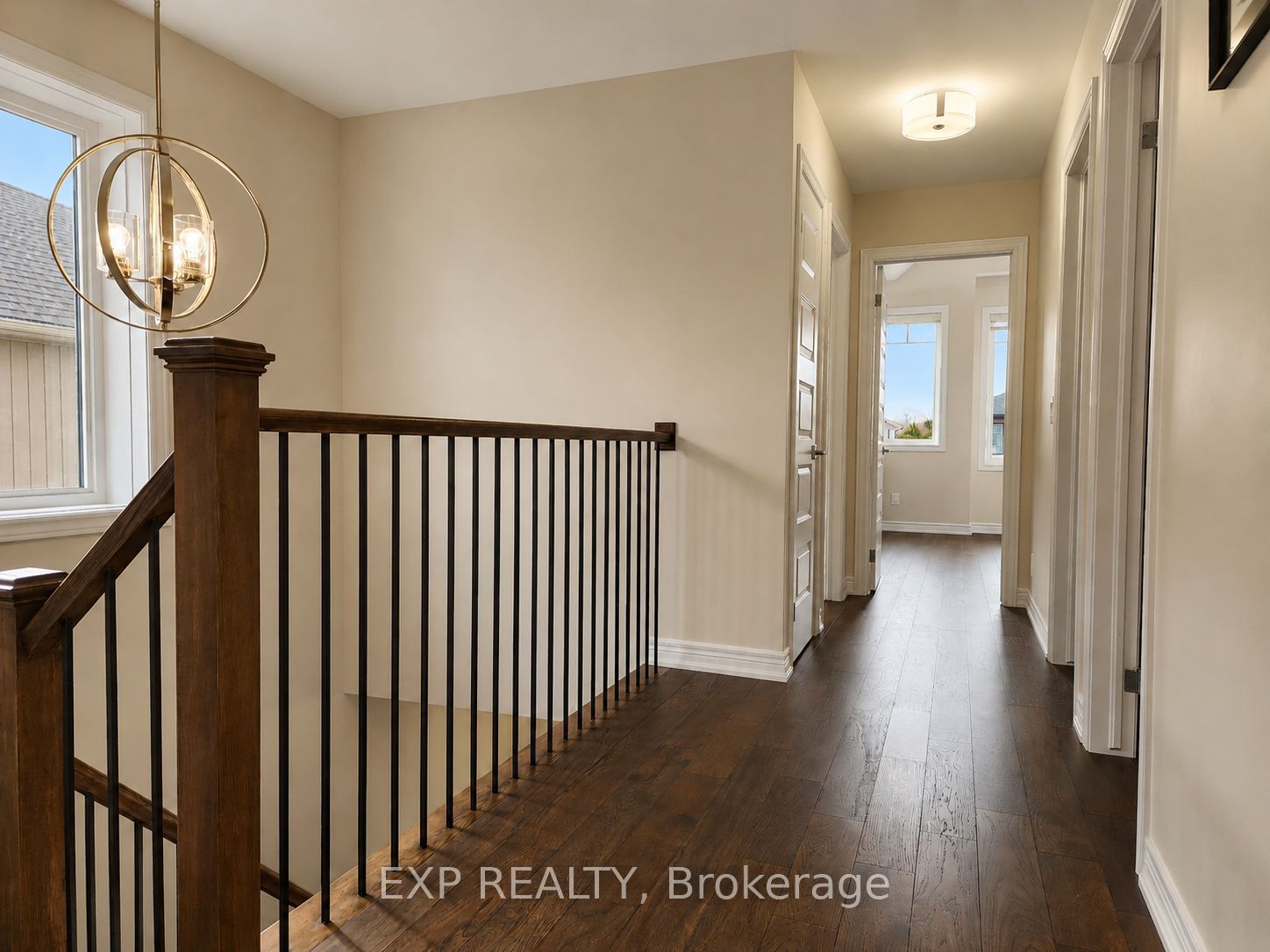 137 Susan Drive, Pelham, ON L0S 1E6 photo 2