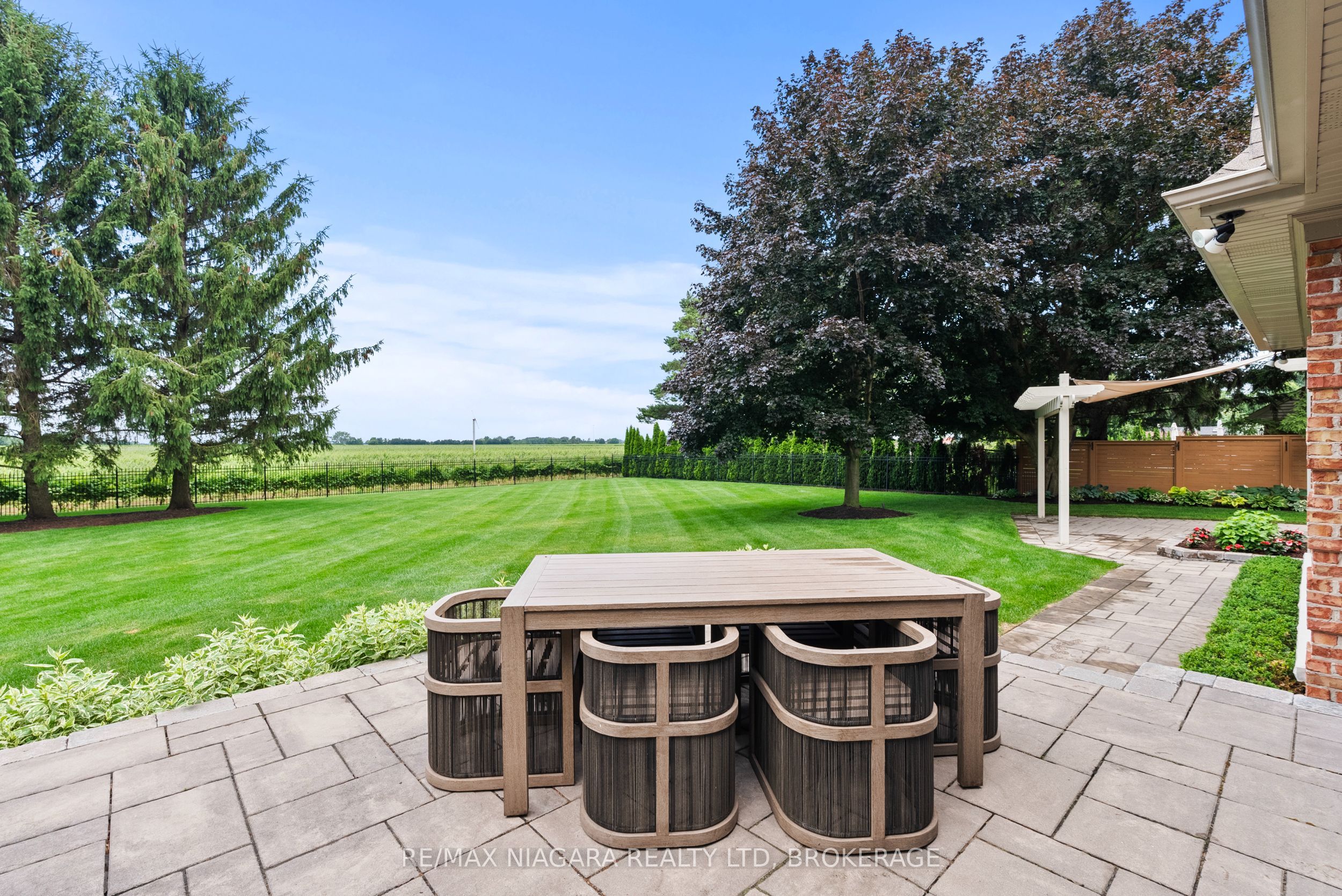14690 Niagara Parkway, Niagara-on-the-Lake, ON L0S 1J0 photo 4