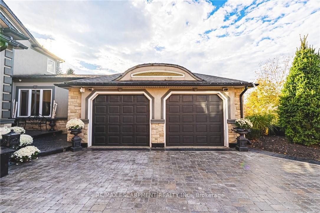 712 Highvalley Road, Hamilton, ON L9G 4E9 photo 5