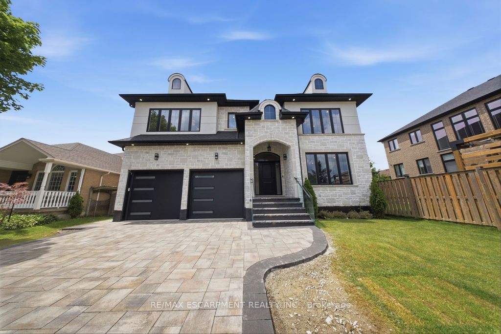 62 Jeremy Street, Hamilton, ON L9A 2T1 photo 2
