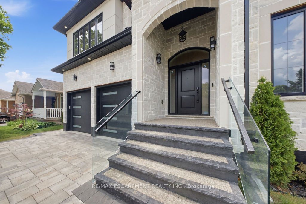 62 Jeremy Street, Hamilton, ON L9A 2T1 photo 5