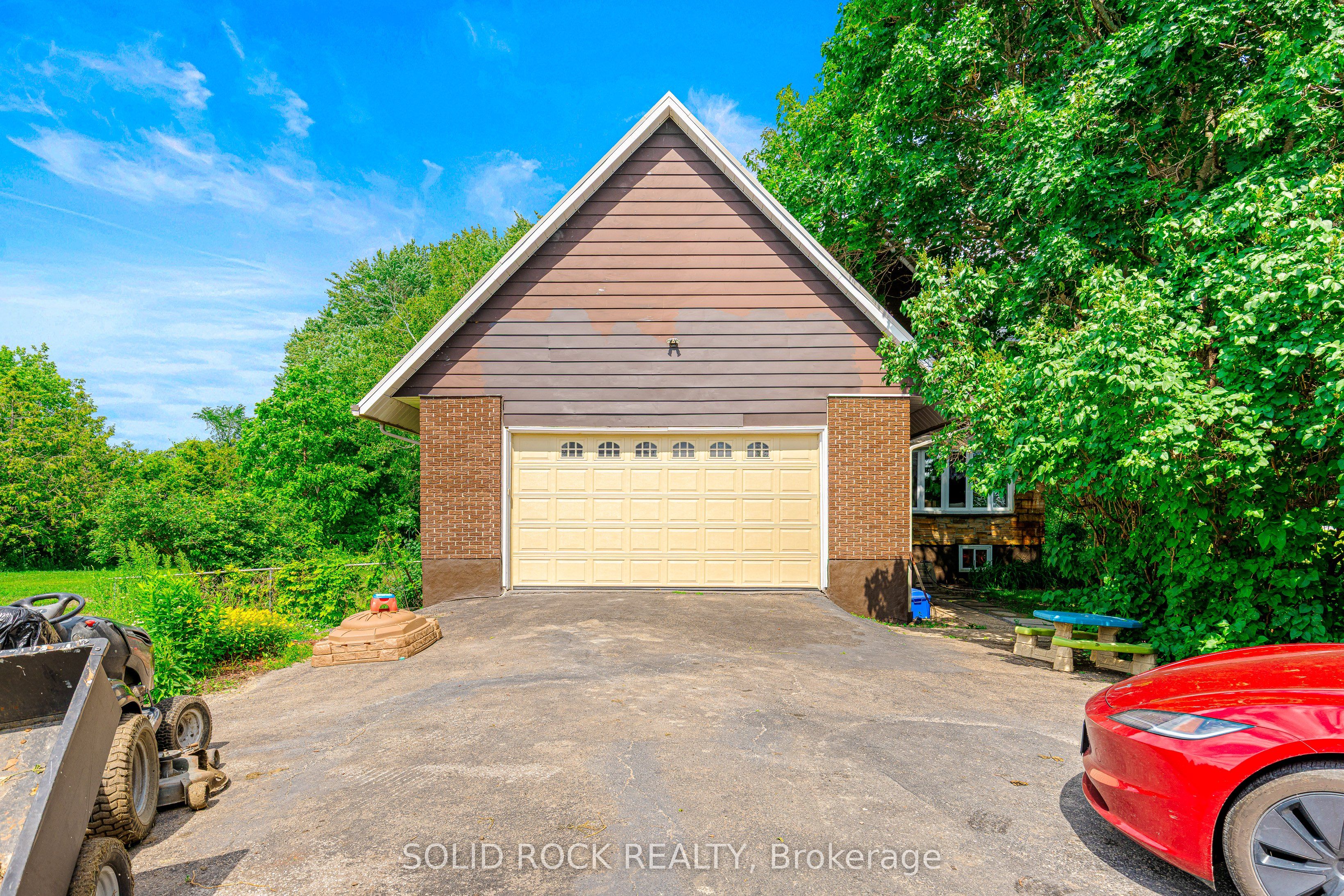 10106 Dixie Road E, Elizabethtown-Kitley, ON K0E 1A0 photo 3